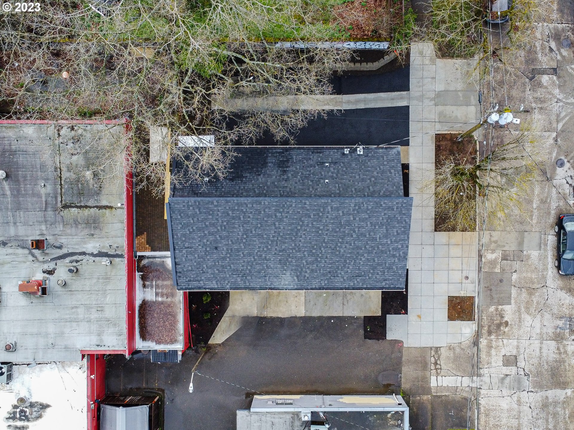 7360 N ATLANTIC AVE 2