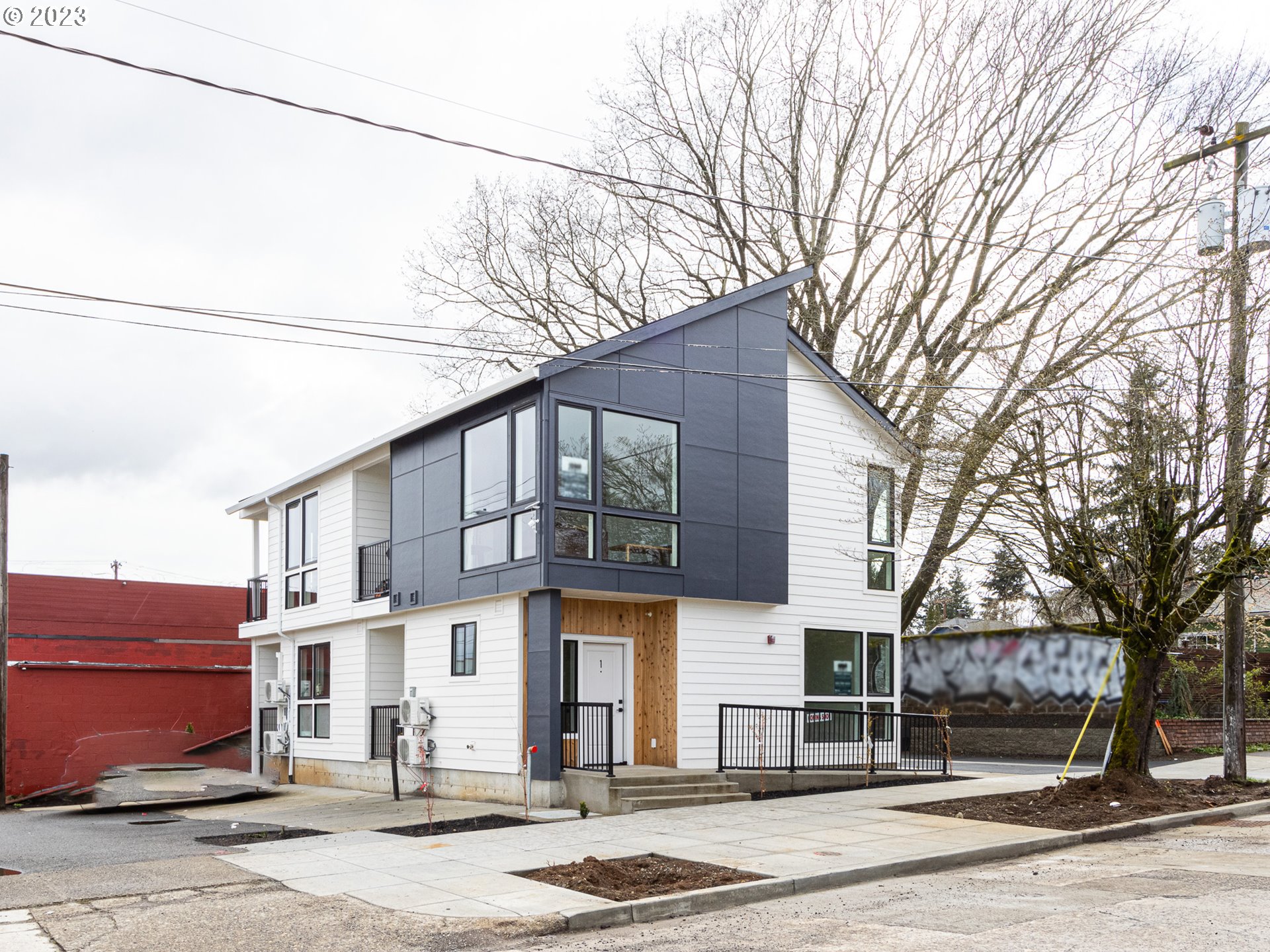 7360 N ATLANTIC AVE 2