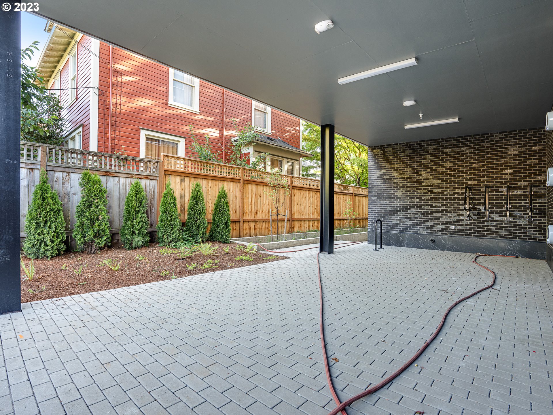 4738 SE BELMONT ST, Portland