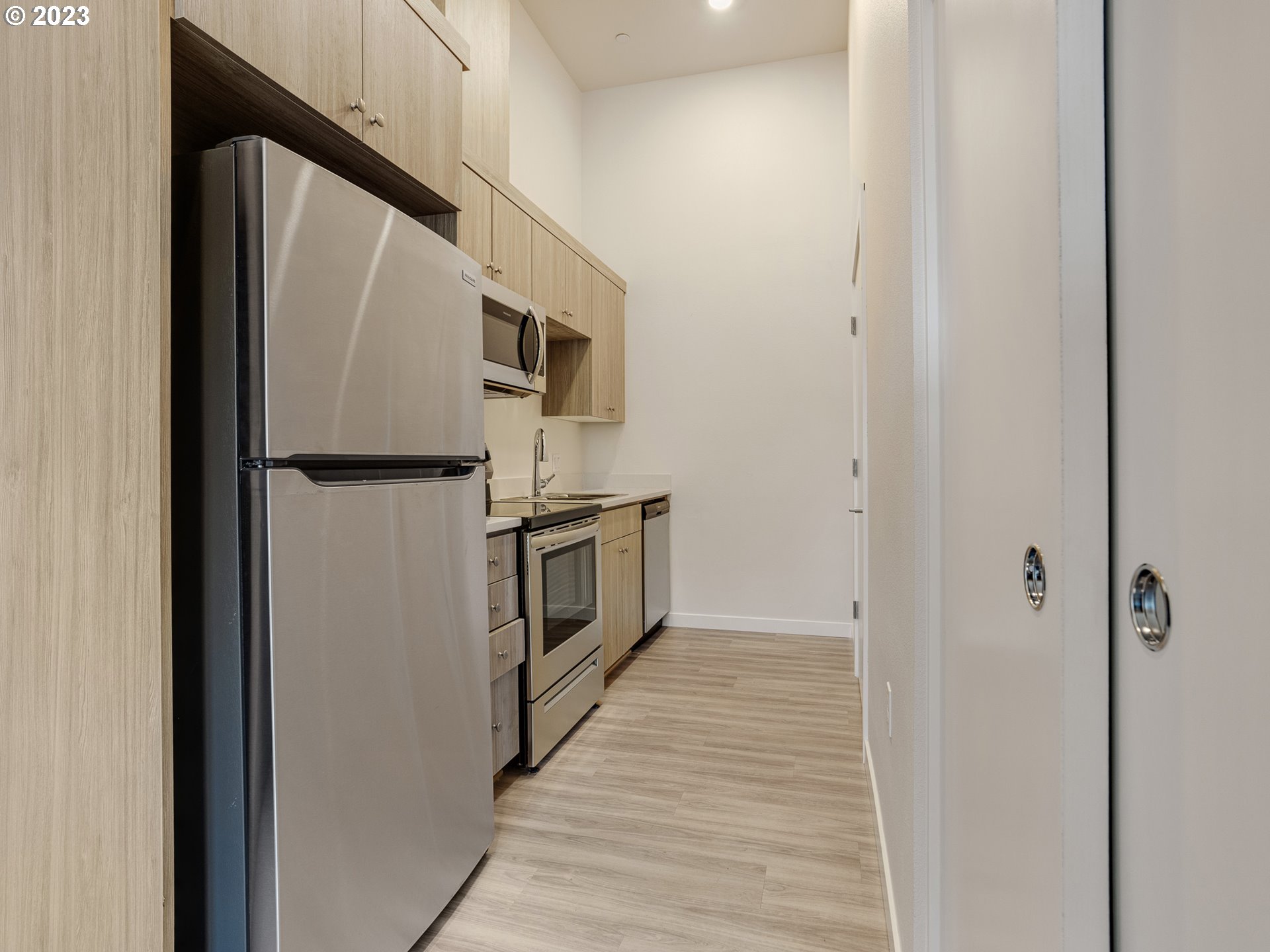 4738 SE BELMONT ST, Portland