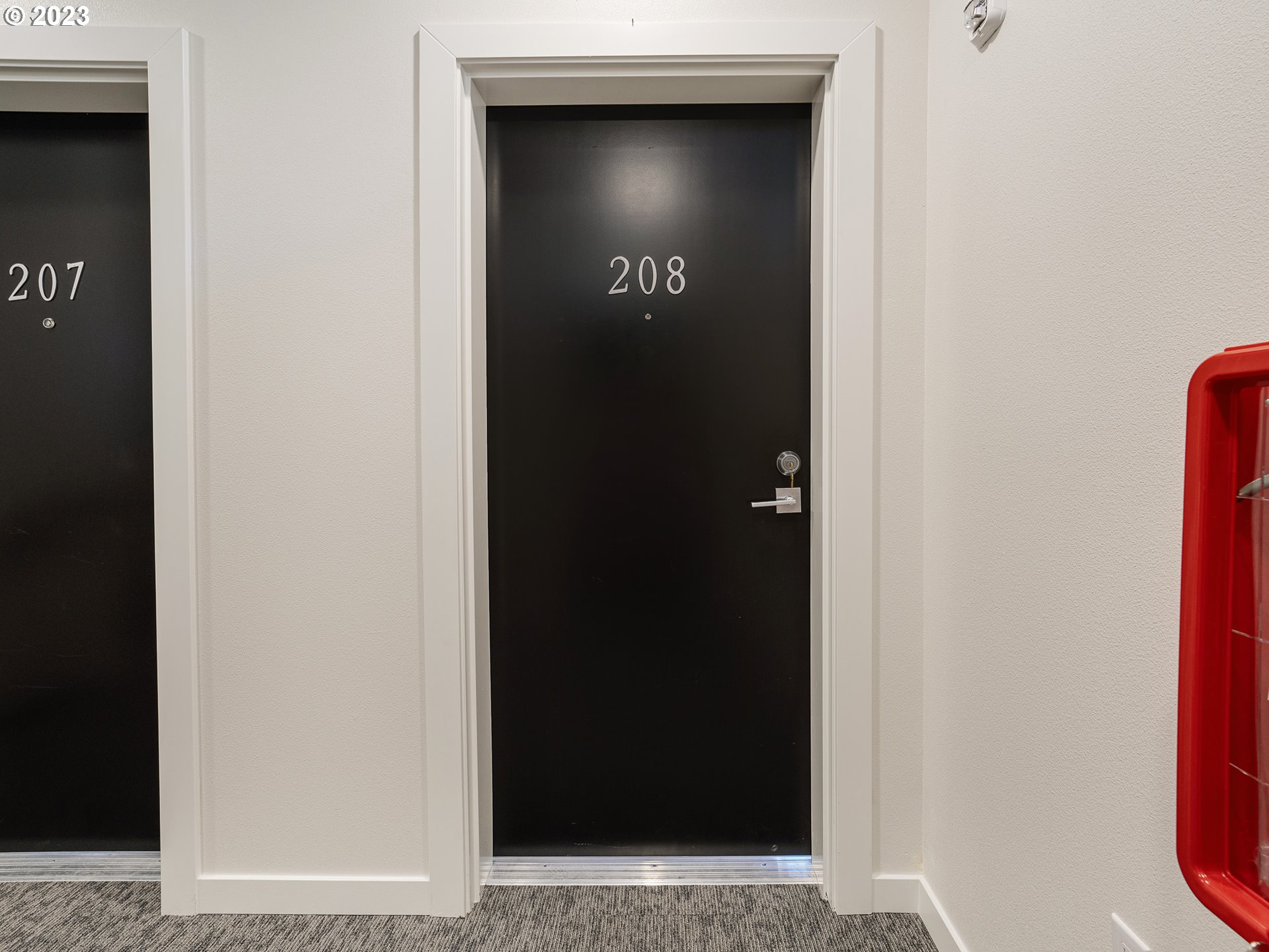 4738 SE BELMONT ST, Portland