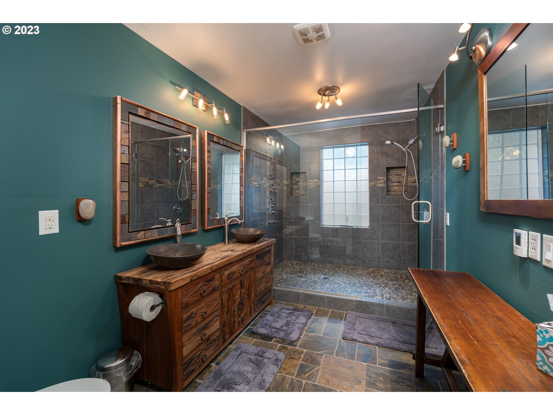 16345 NW Meadow Lake Rd