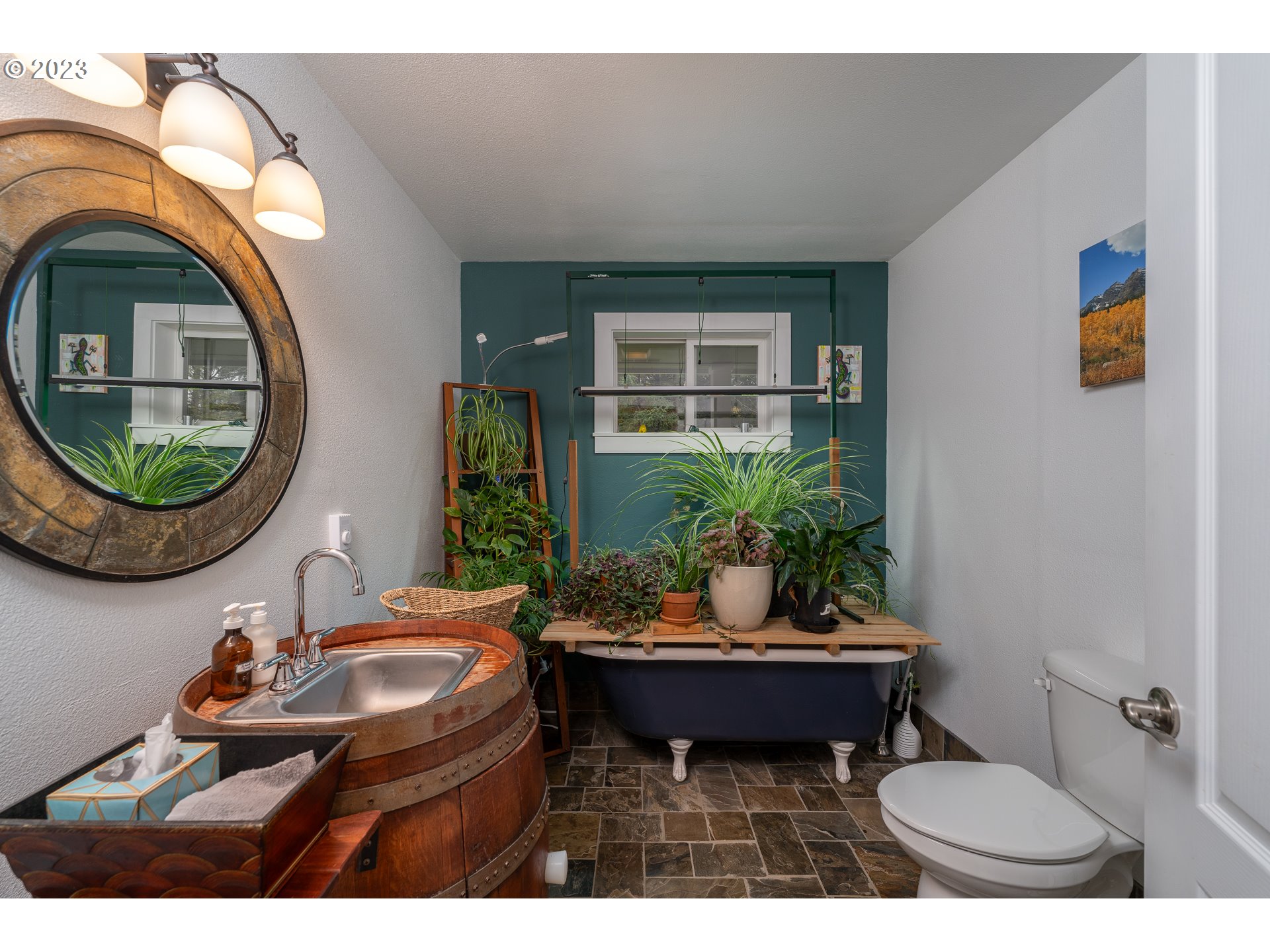 16345 NW Meadow Lake Rd