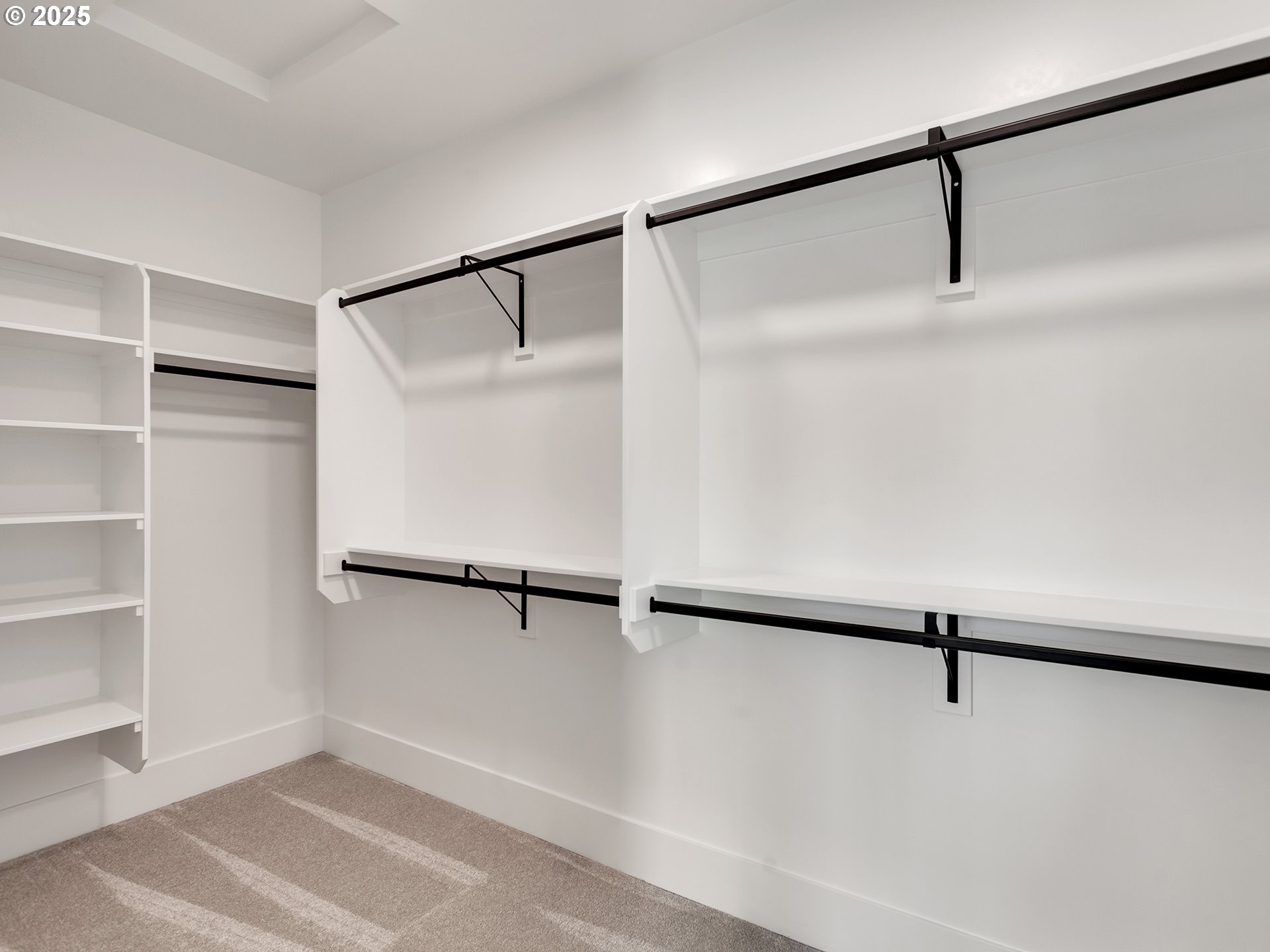 5010 PARK BLUFF PL, Lake Oswego