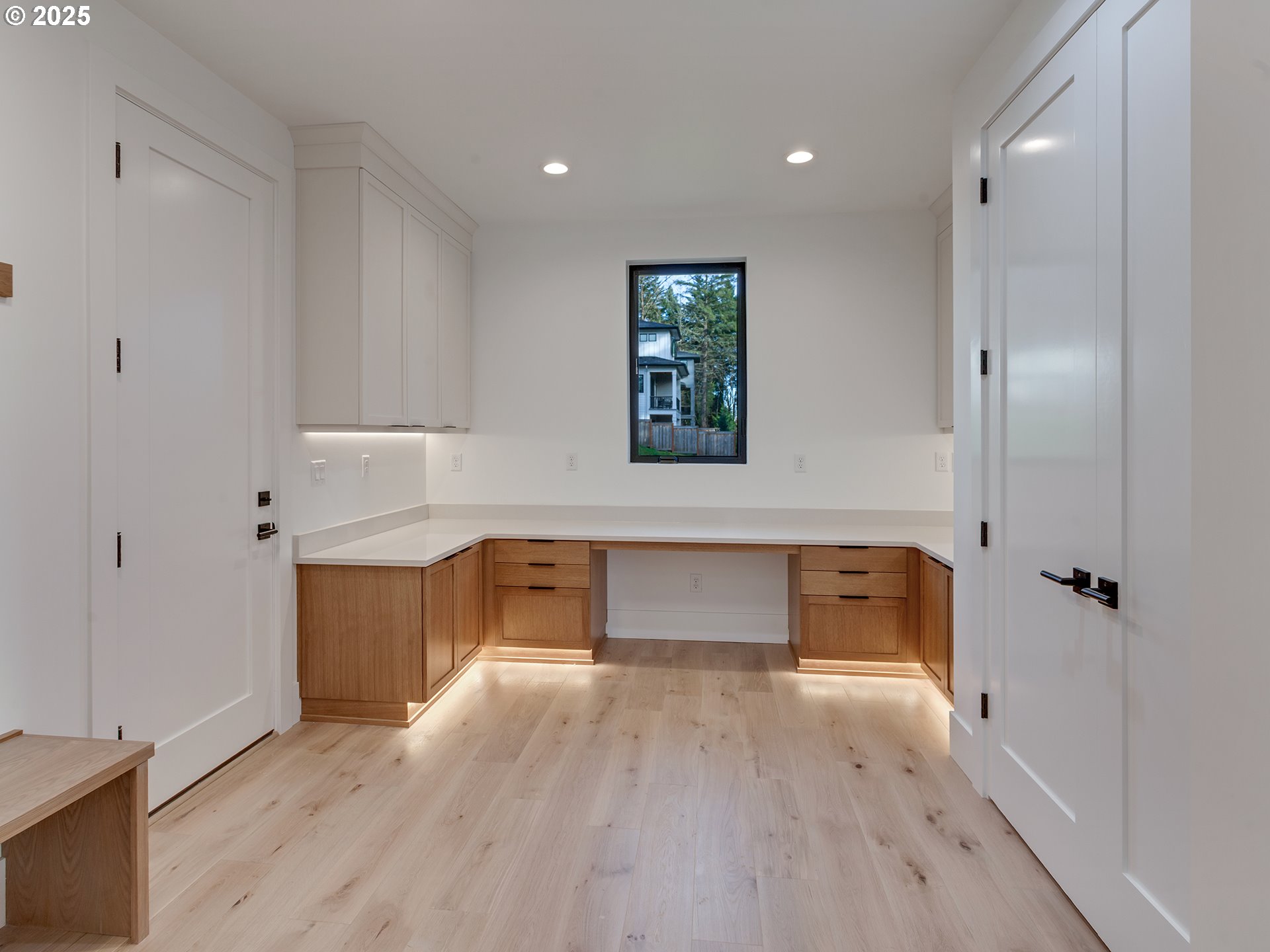 5010 PARK BLUFF PL, Lake Oswego