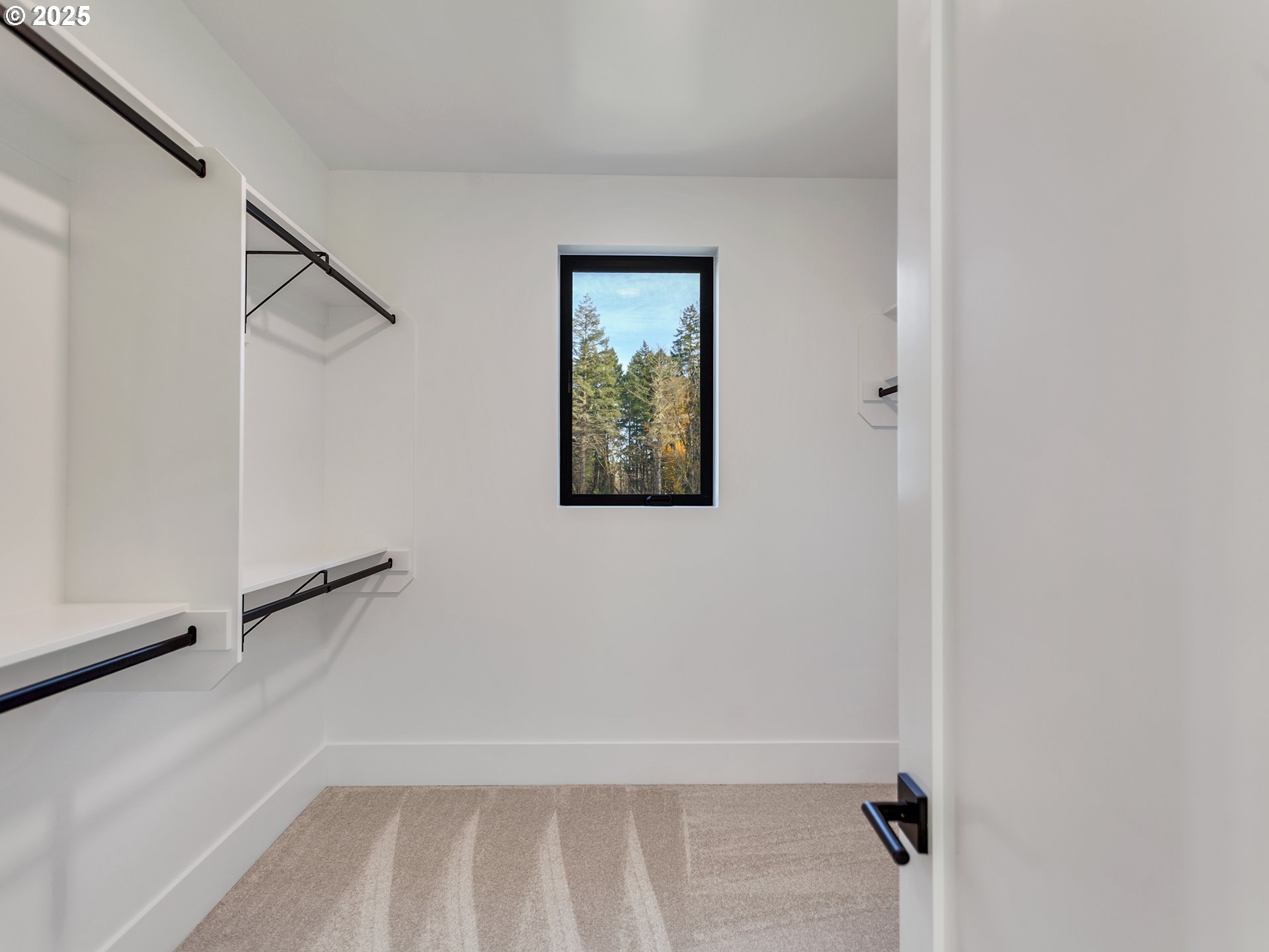 5010 PARK BLUFF PL, Lake Oswego