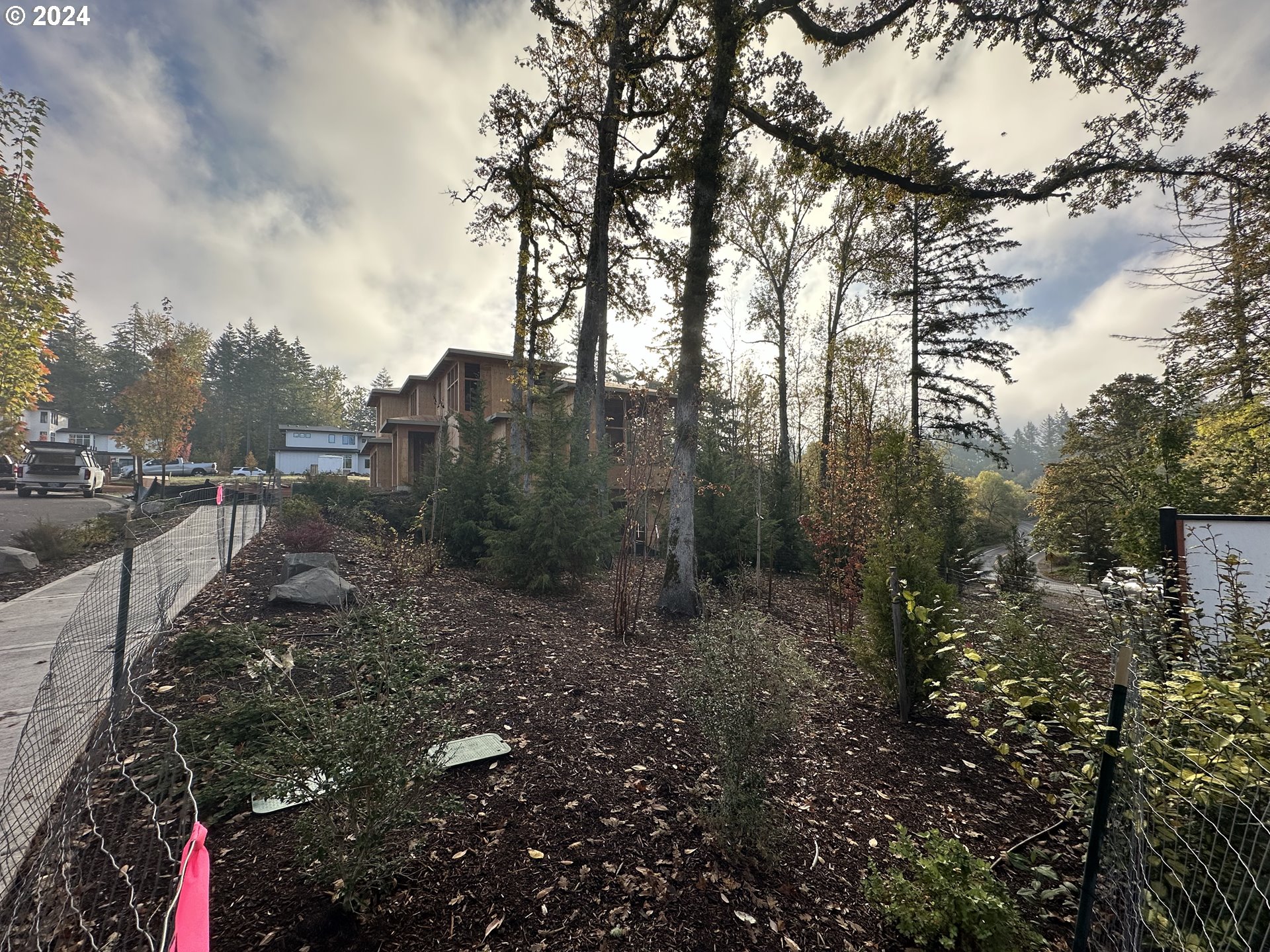 5010 PARK BLUFF PL, Lake Oswego