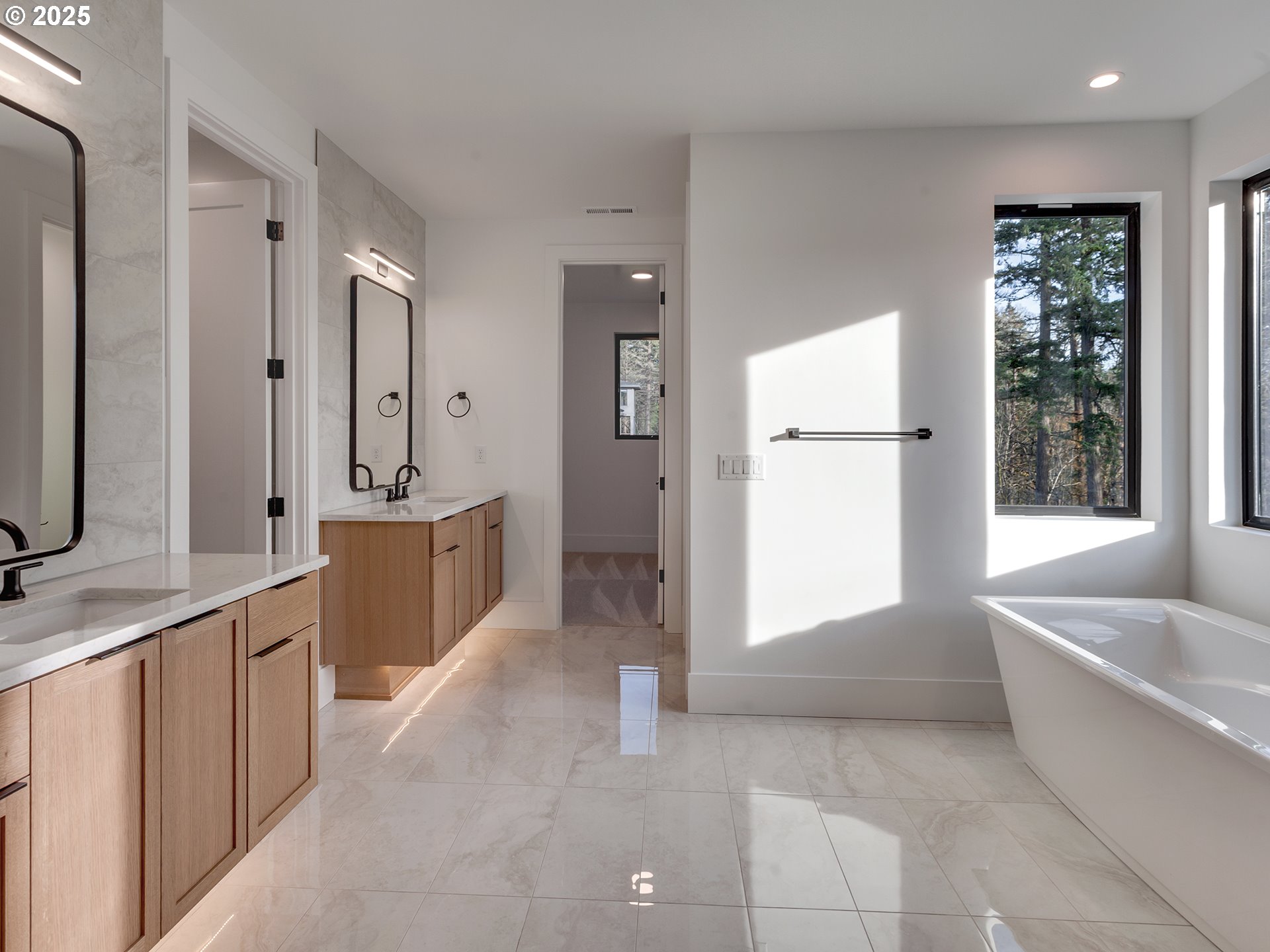 5010 PARK BLUFF PL, Lake Oswego