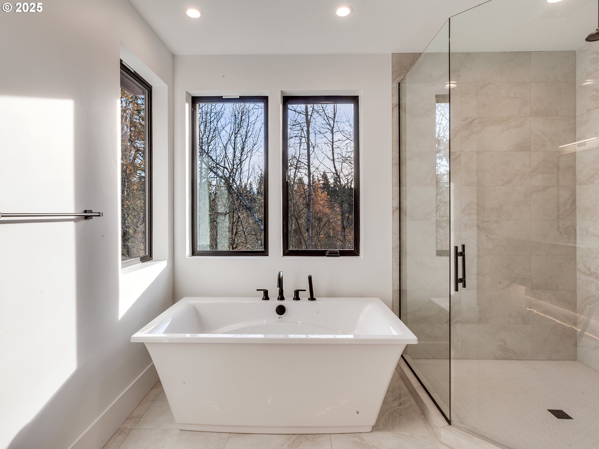 5010 PARK BLUFF PL, Lake Oswego