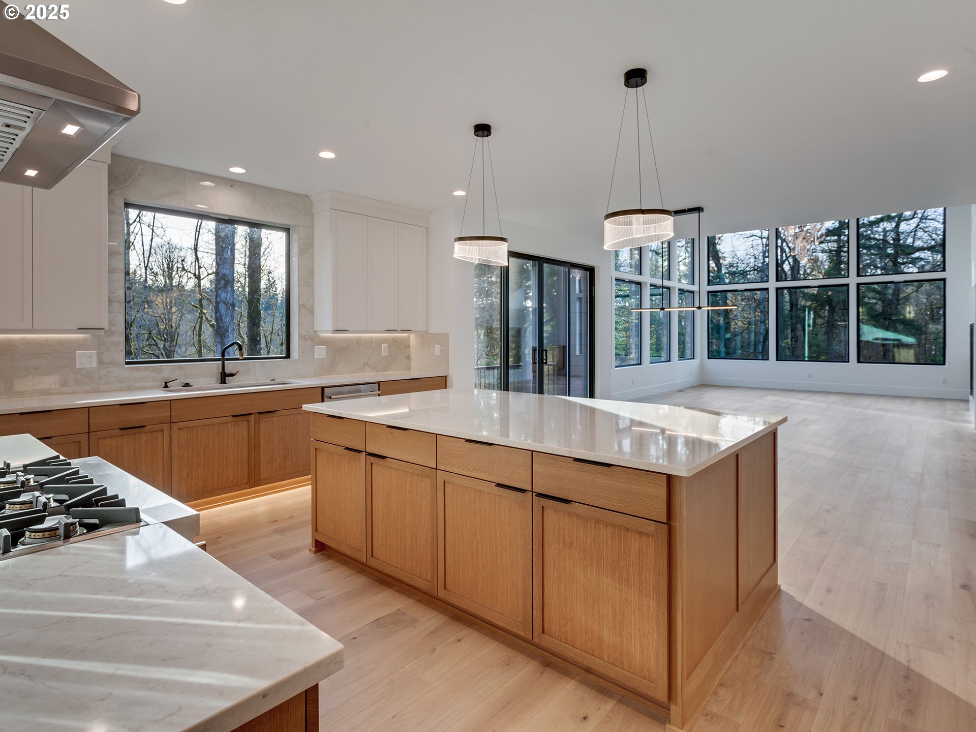 5010 PARK BLUFF PL, Lake Oswego