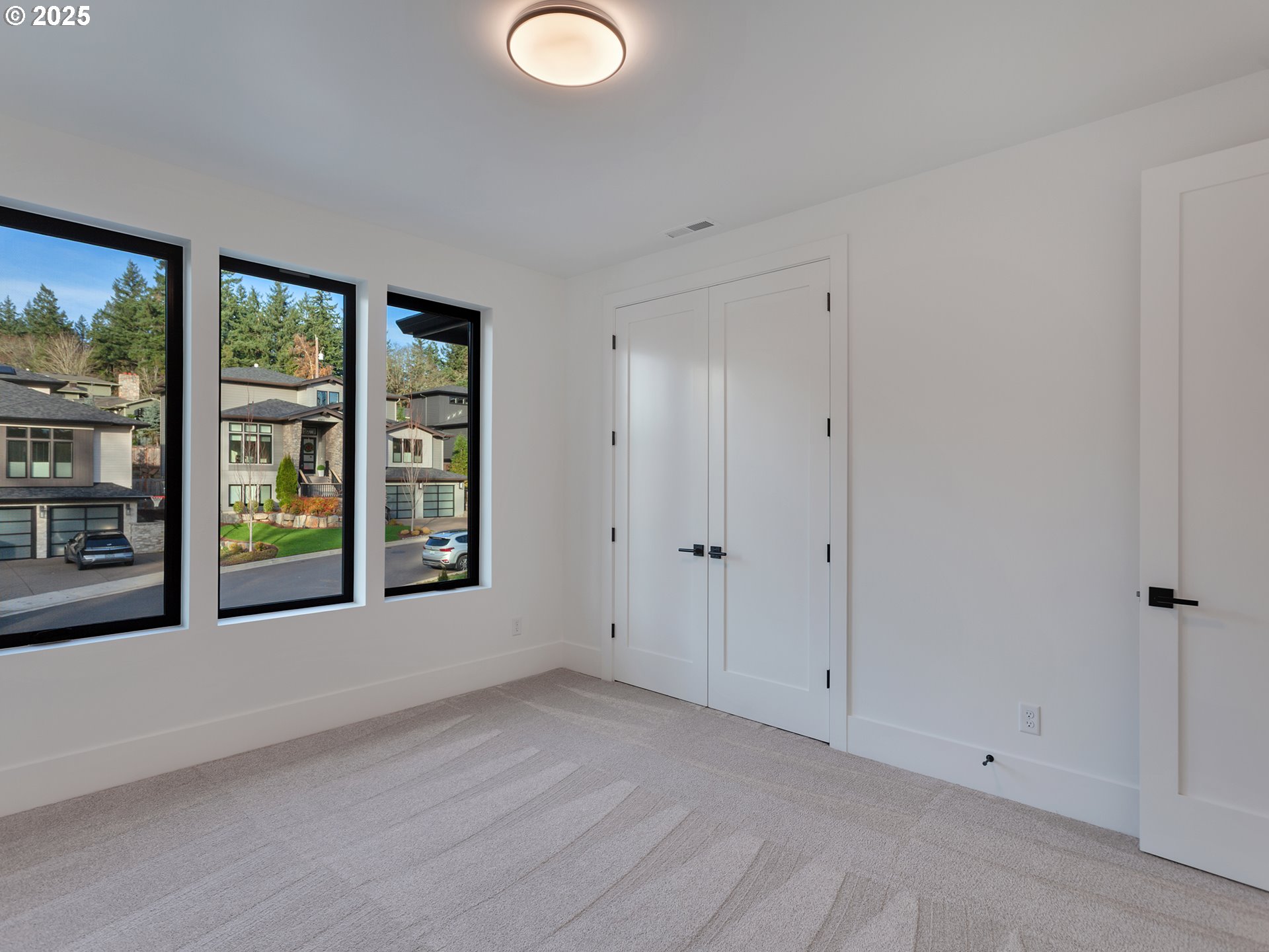 5010 PARK BLUFF PL, Lake Oswego