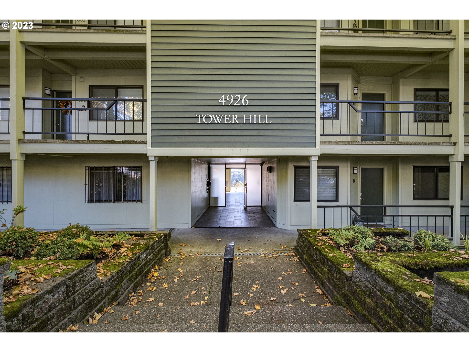 4926 S CORBETT AVE 507