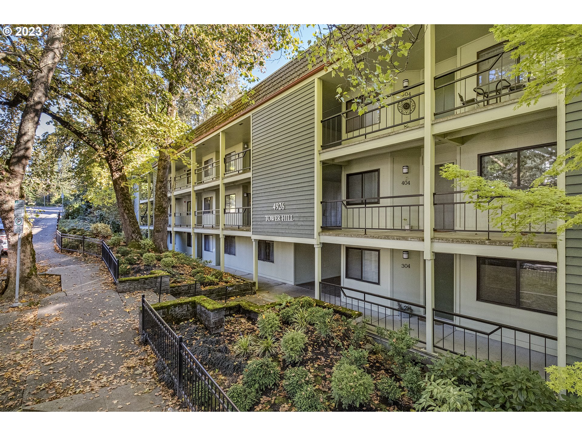 4926 S CORBETT AVE 507