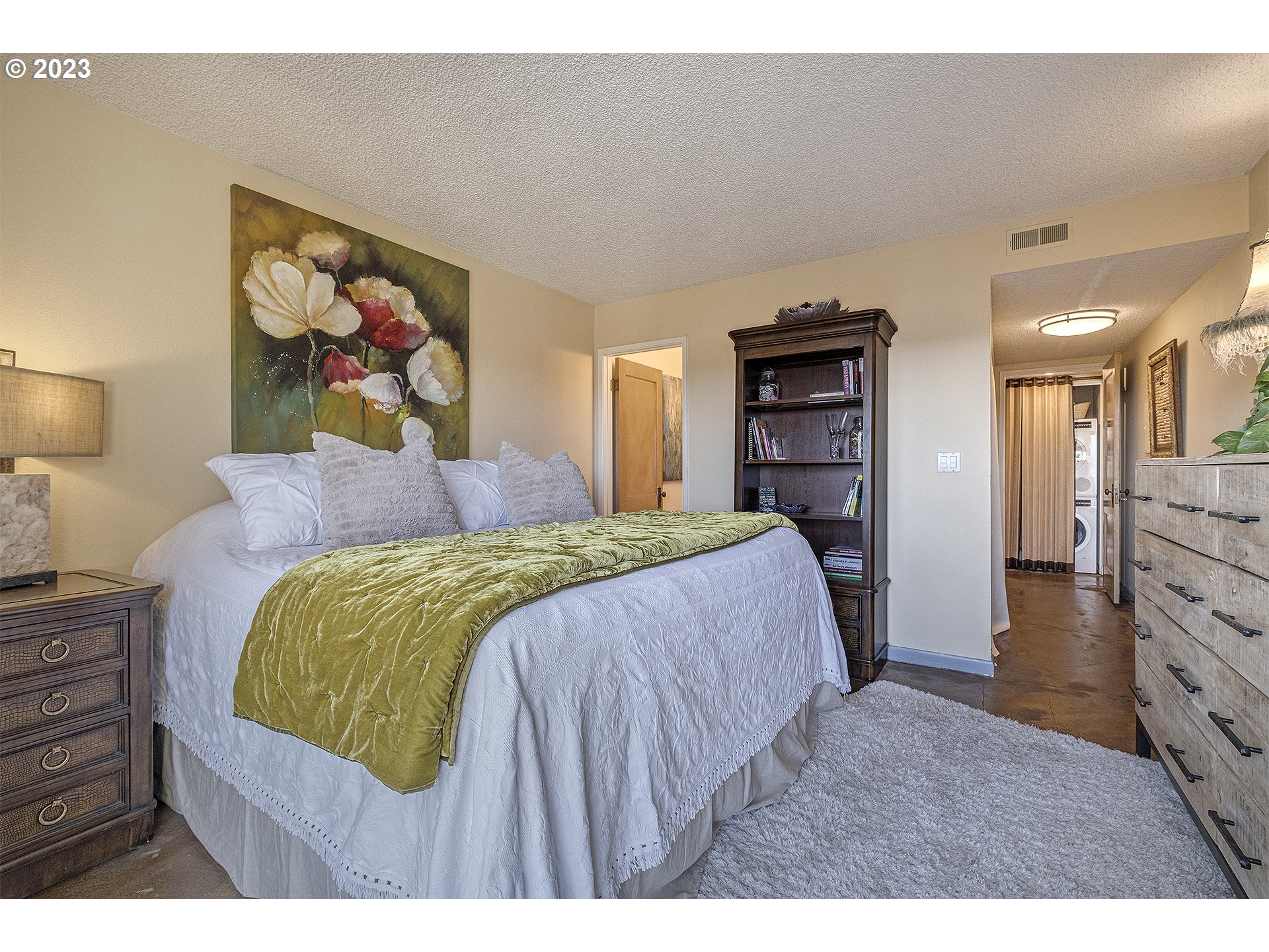 4926 S CORBETT AVE 507