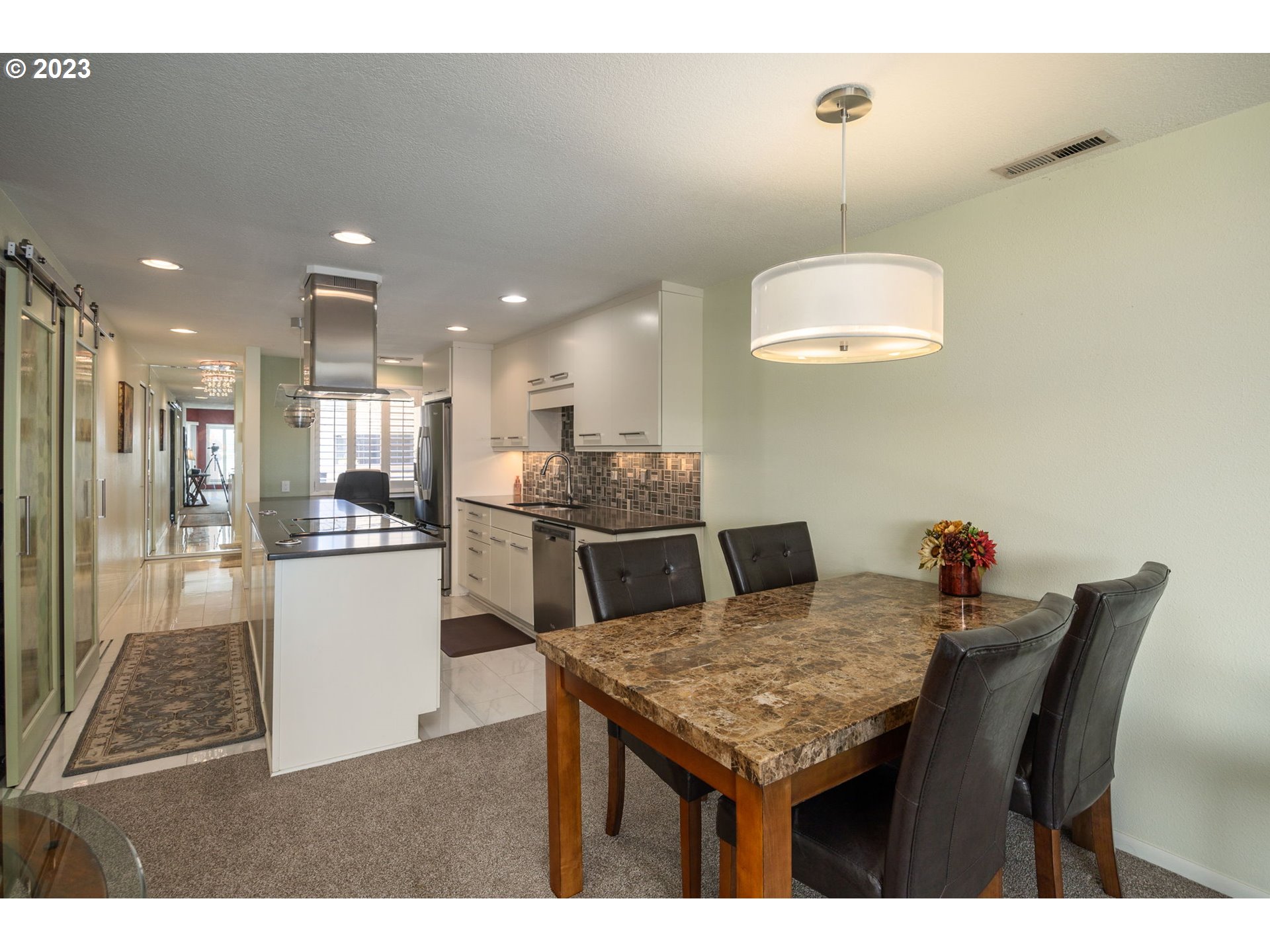 5620 S RIVERSIDE LN 15