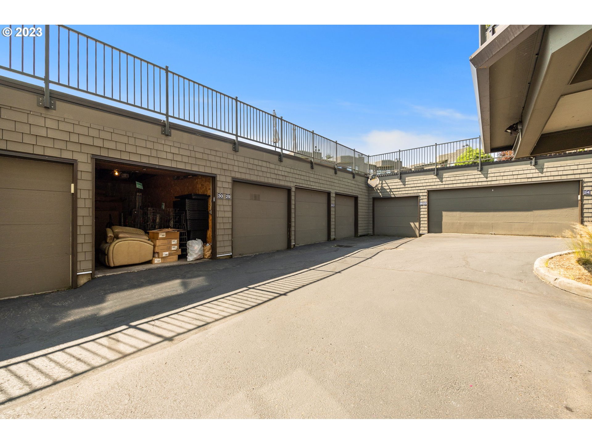 5620 S RIVERSIDE LN 15