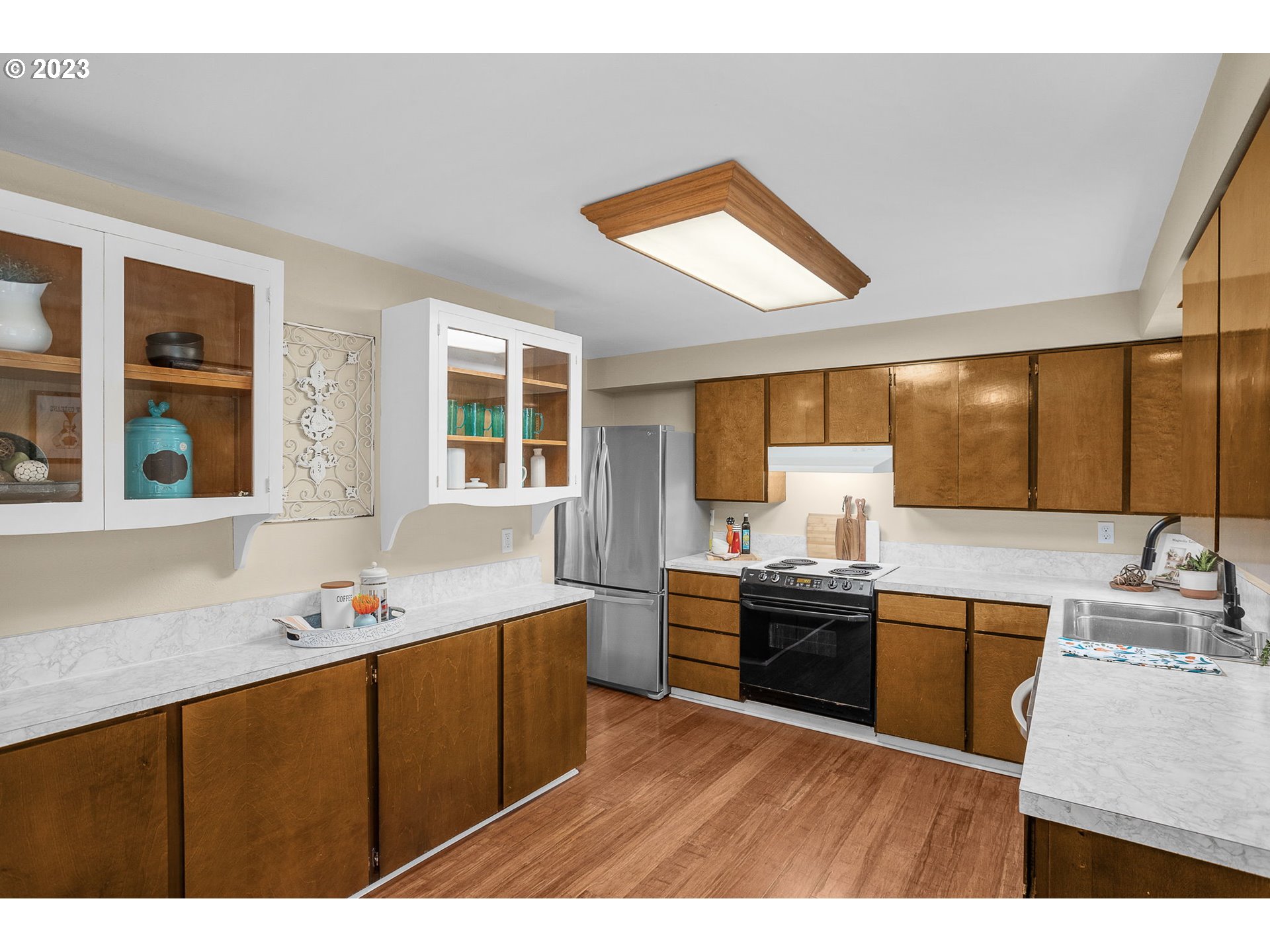 5710 SW MULTNOMAH BLVD