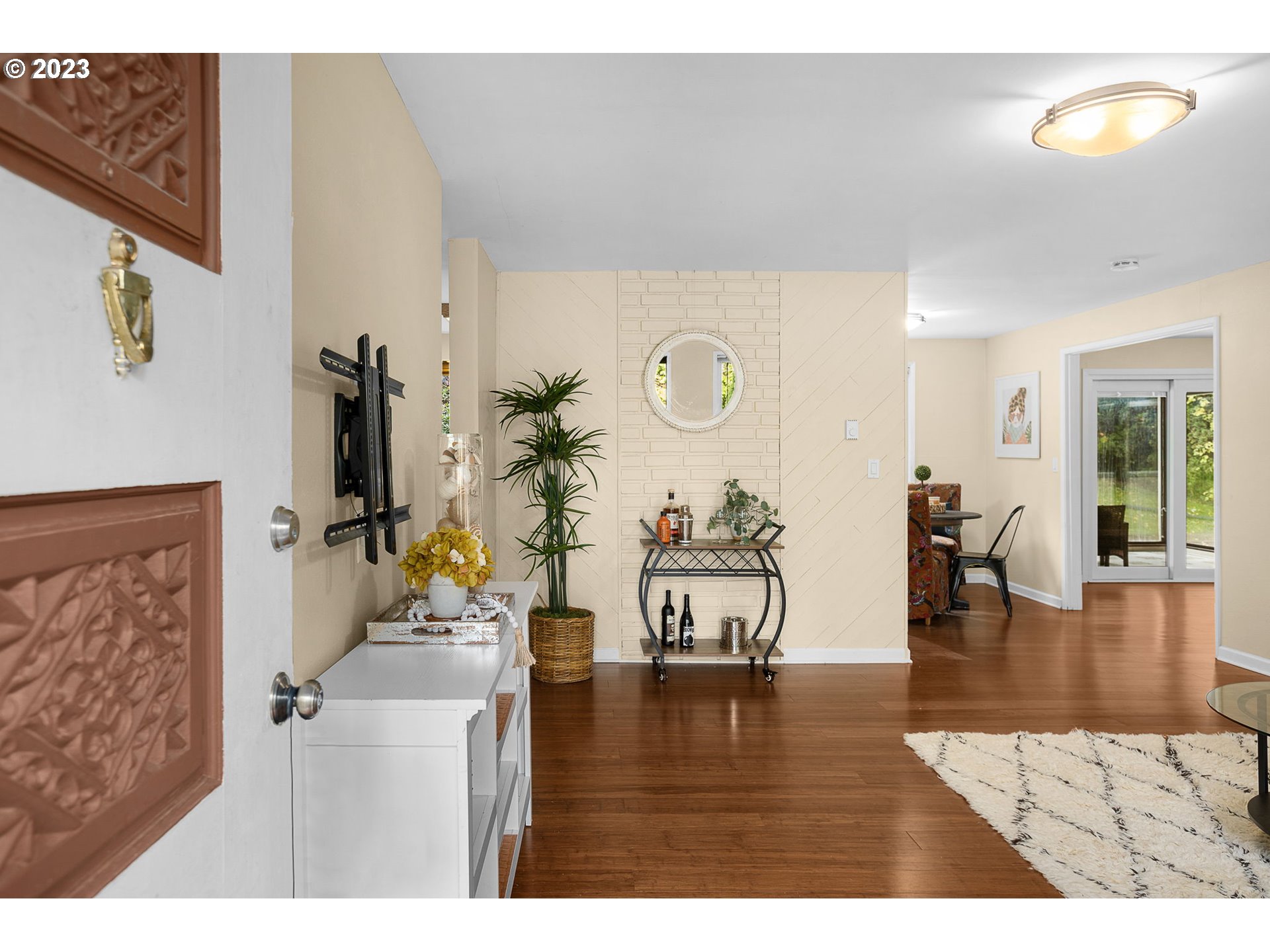 5710 SW MULTNOMAH BLVD