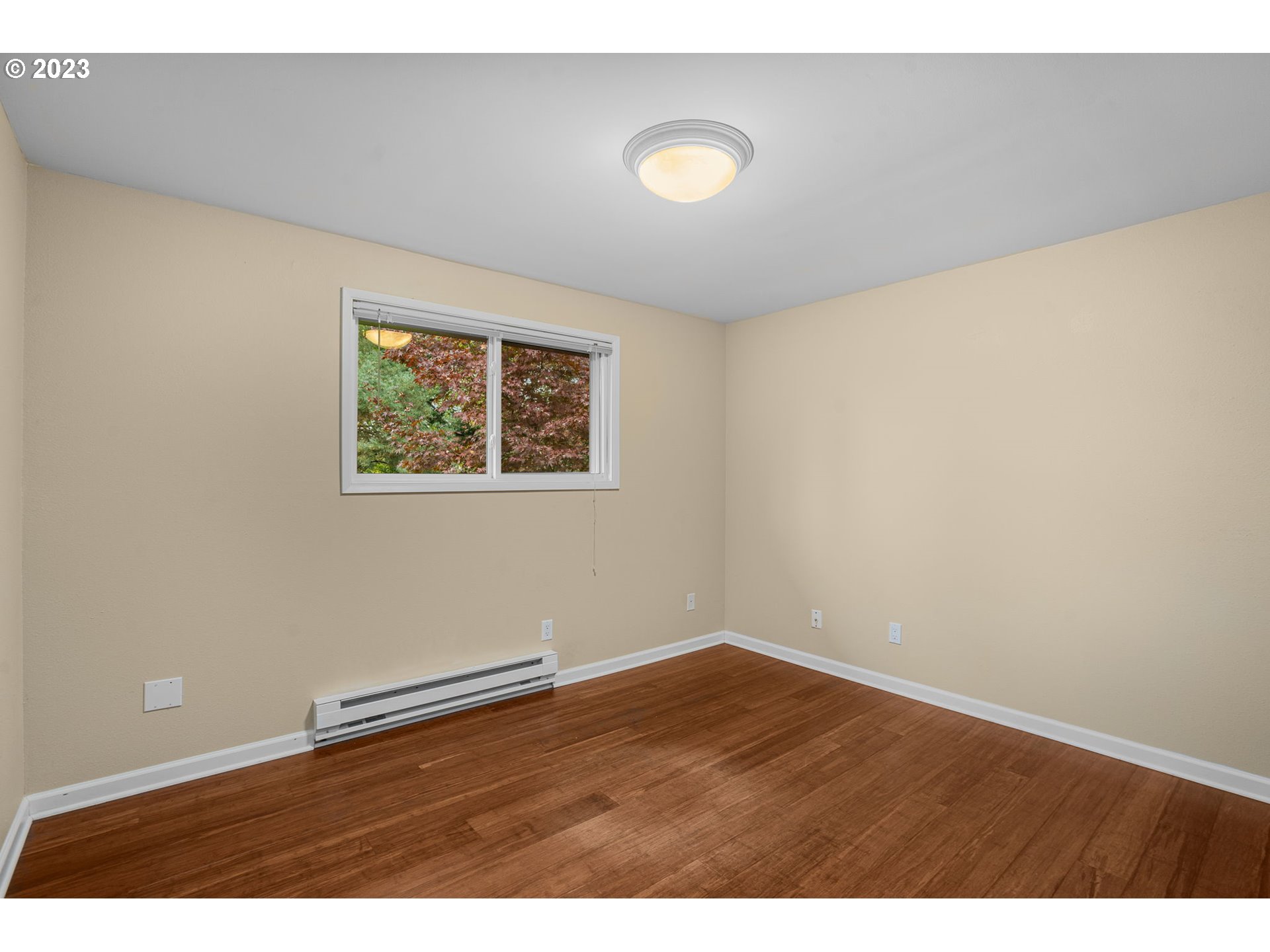 5710 SW MULTNOMAH BLVD