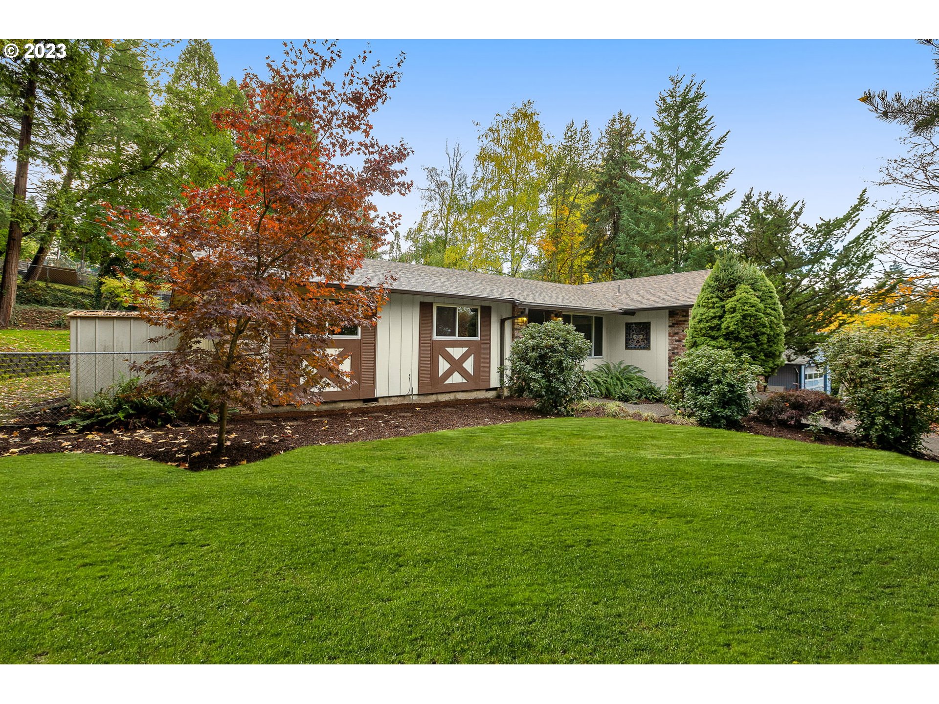 5710 SW MULTNOMAH BLVD