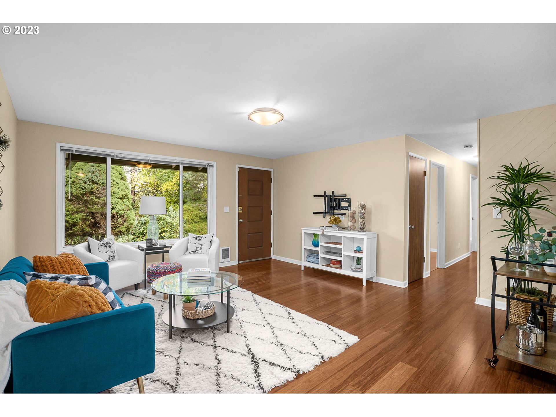 5710 SW MULTNOMAH BLVD