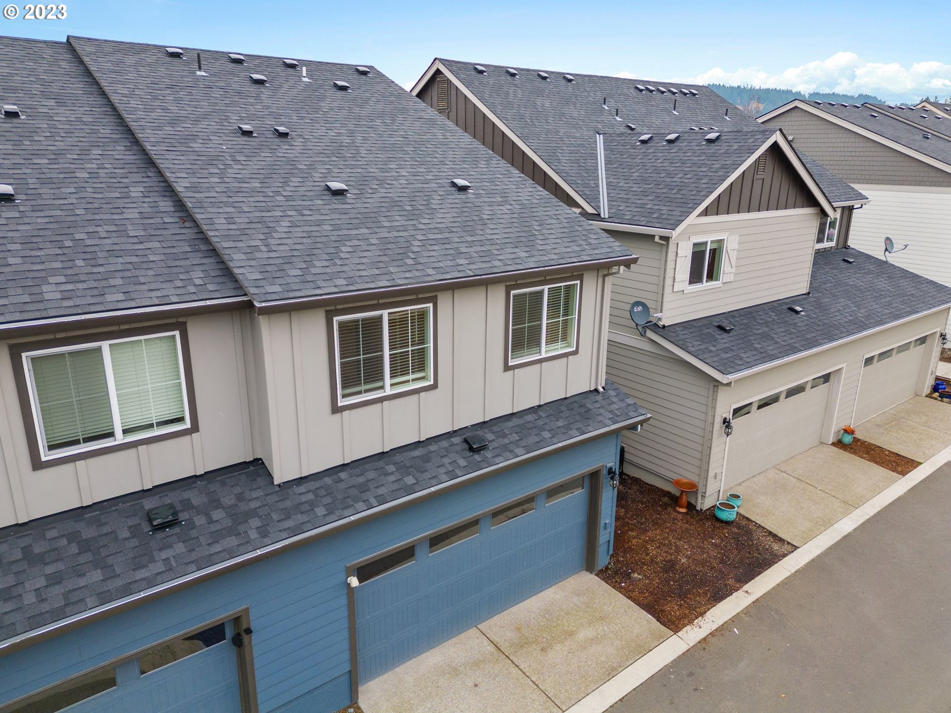 17060 SE CROSSROADS AVE