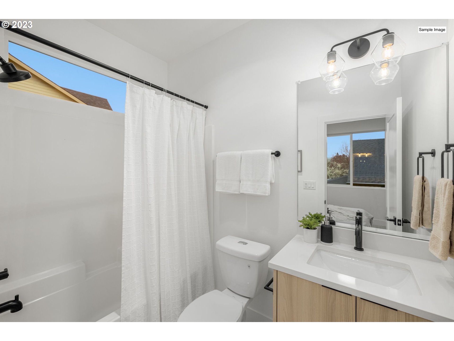 2765 SE Francis ST 3