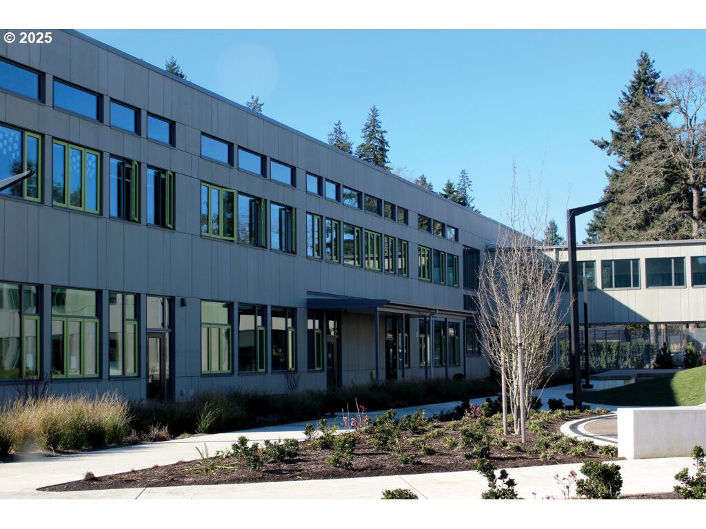 18815 Hilltop, Lake Oswego