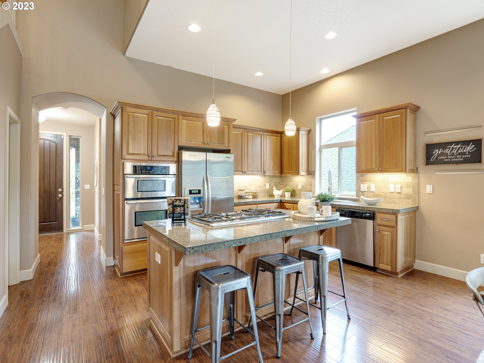 9410 SE LINCOLN HEIGHTS CIR