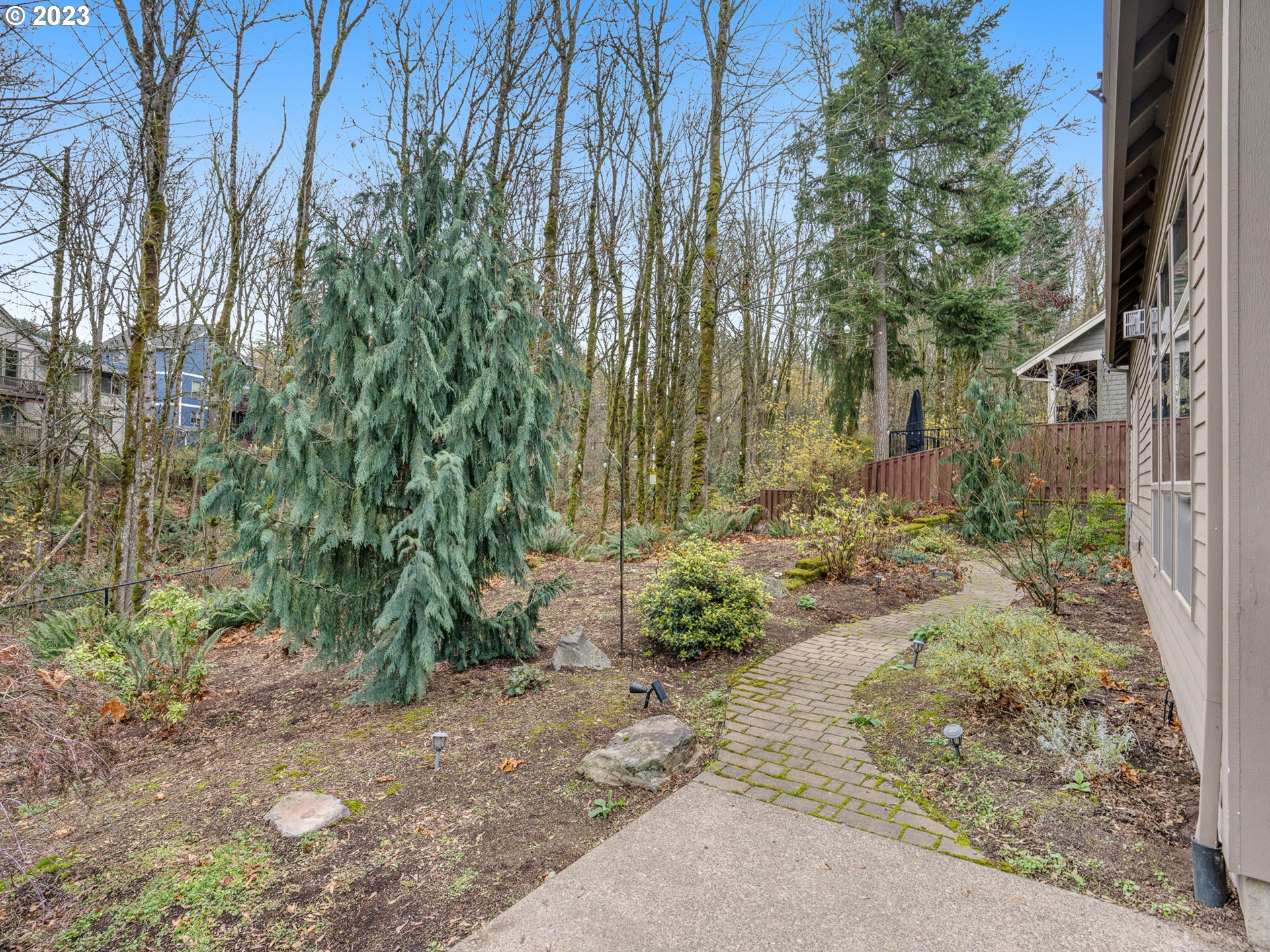 9410 SE LINCOLN HEIGHTS CIR