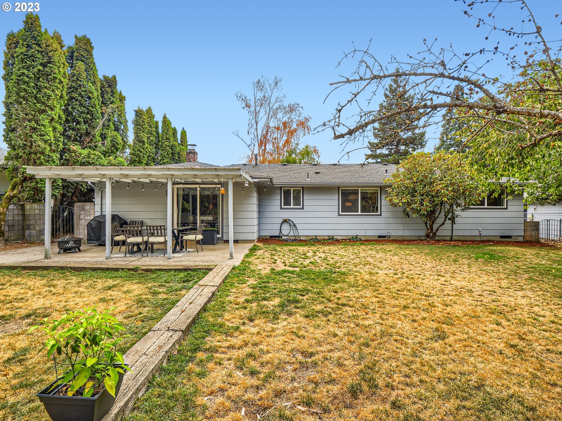 20805 SE BURNSIDE CT