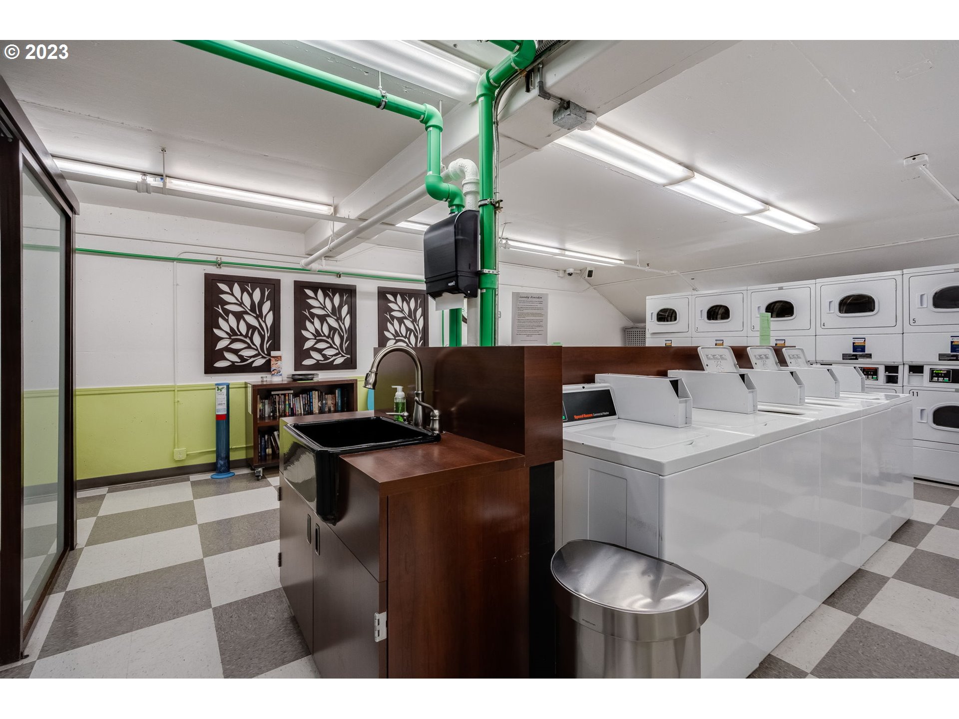 255 SW Harrison ST 4F