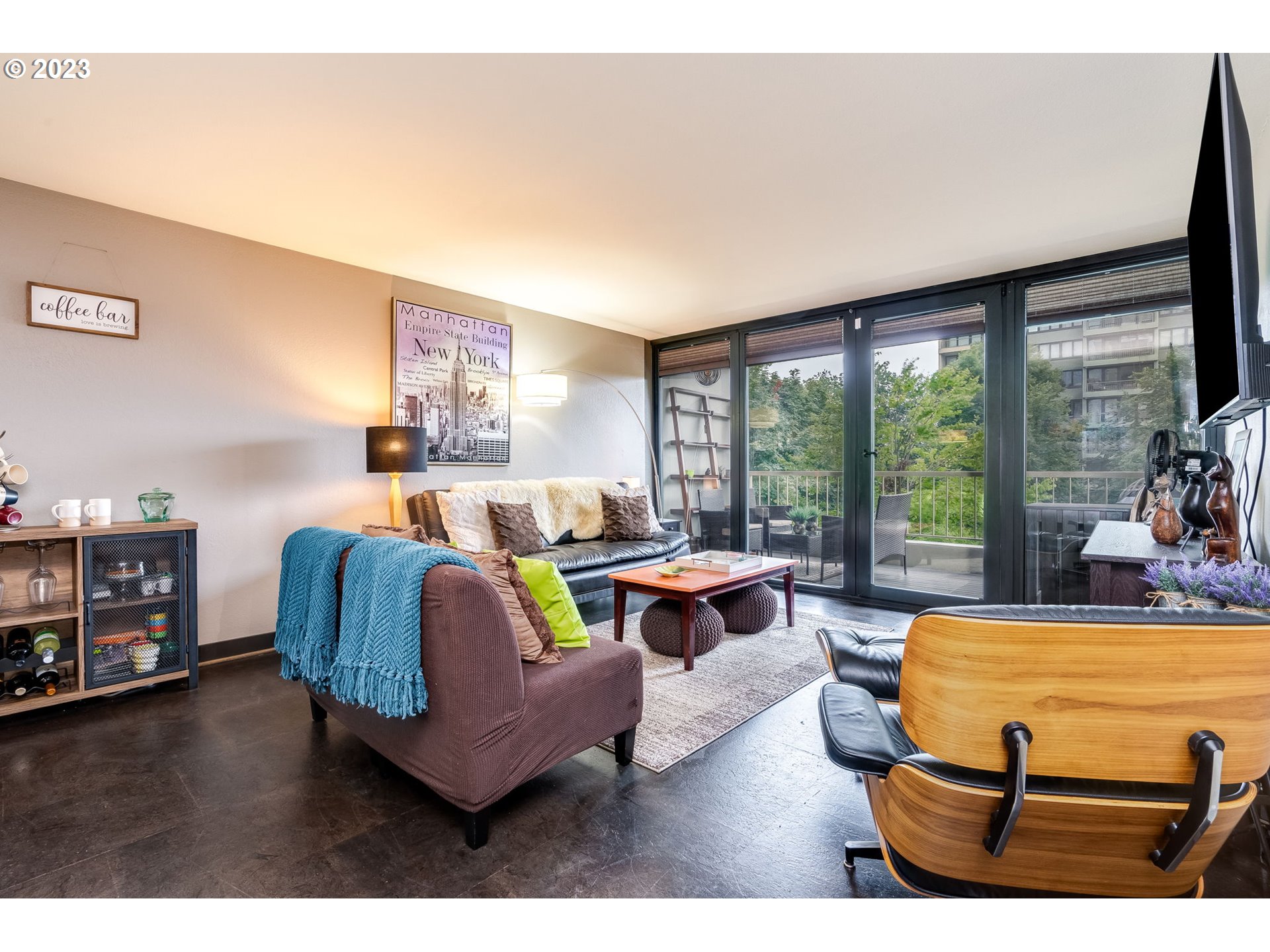 255 SW Harrison ST 4F