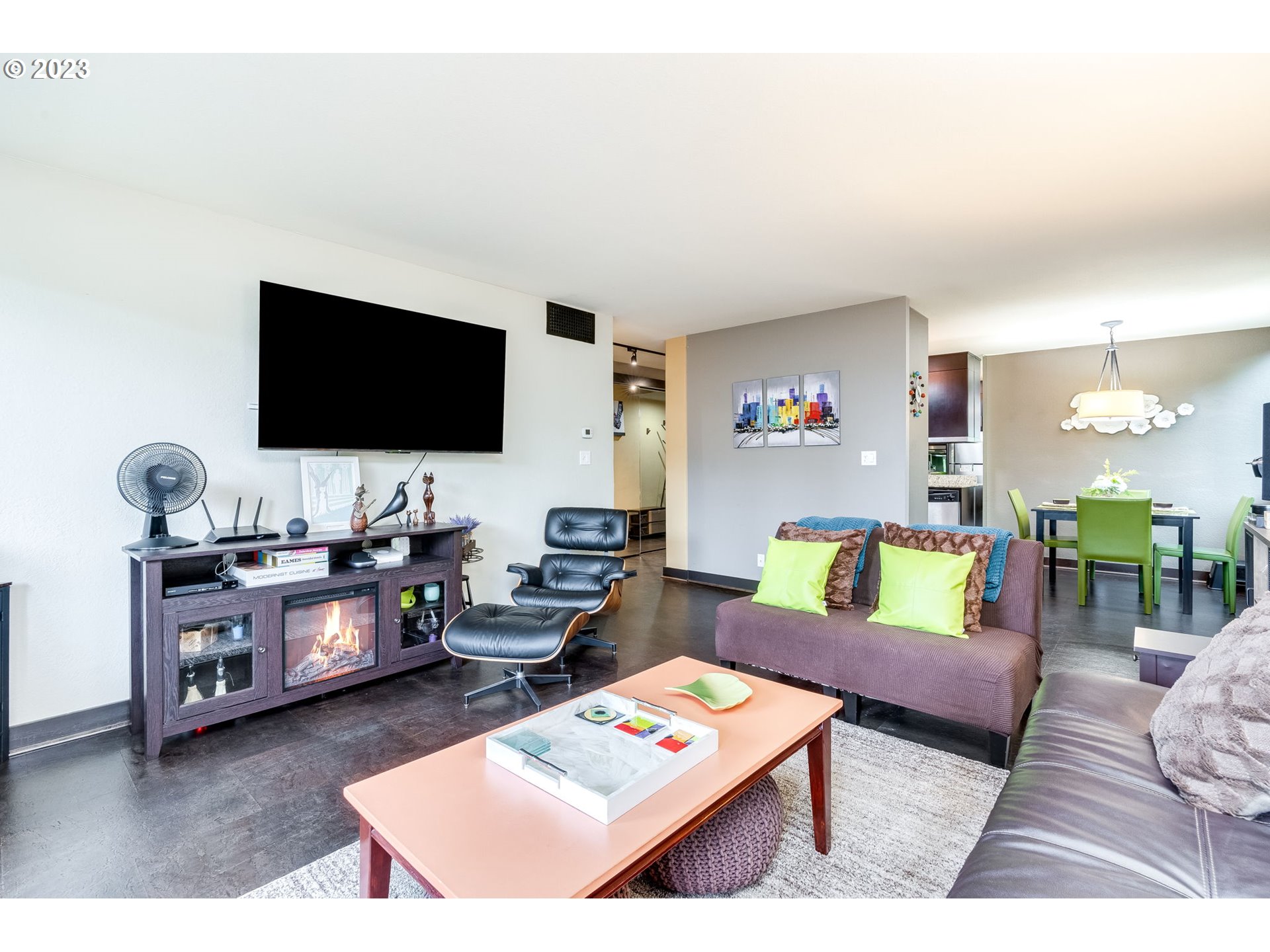 255 SW Harrison ST 4F