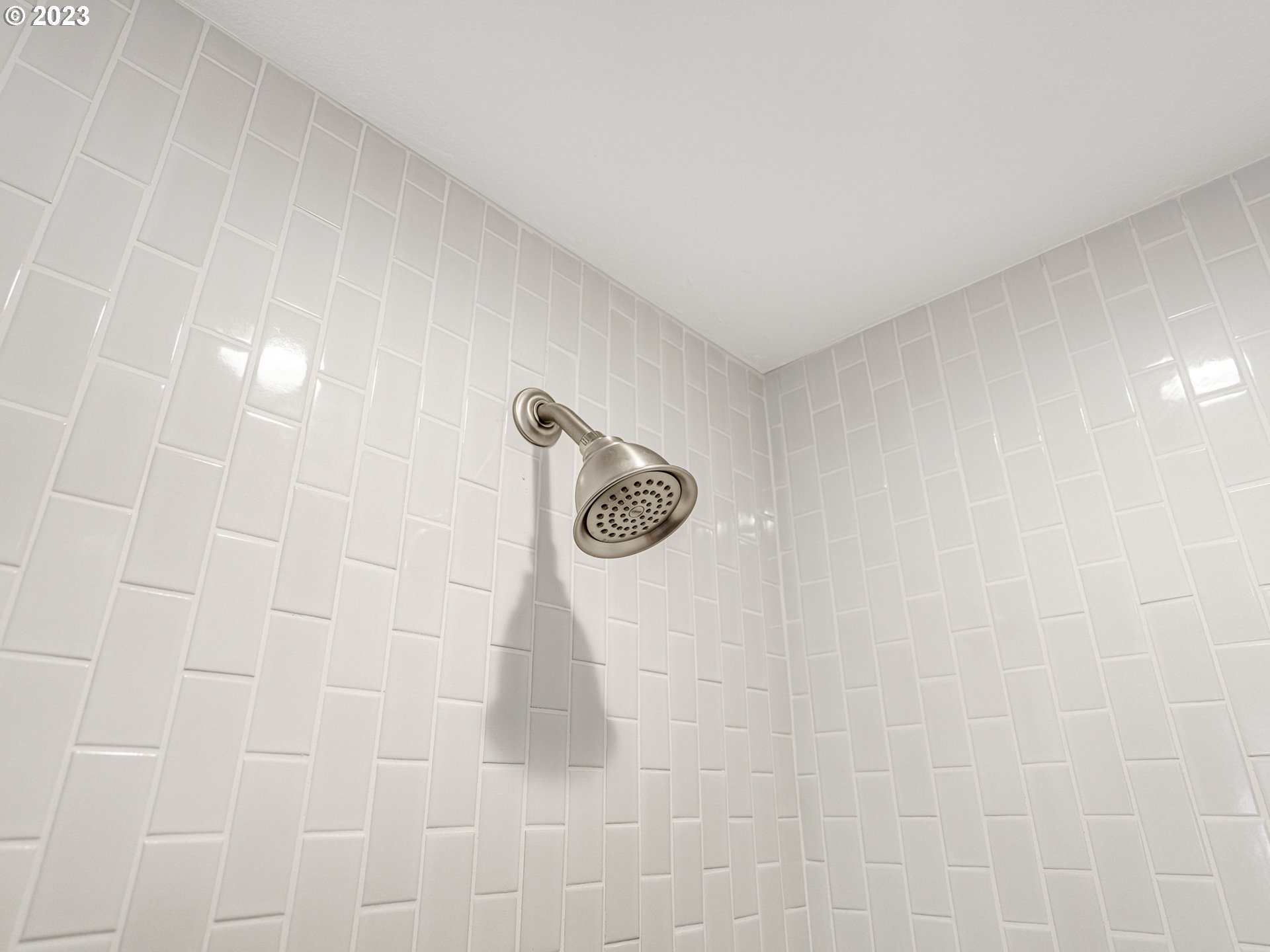 7740 NW HOOD VIEW CIR