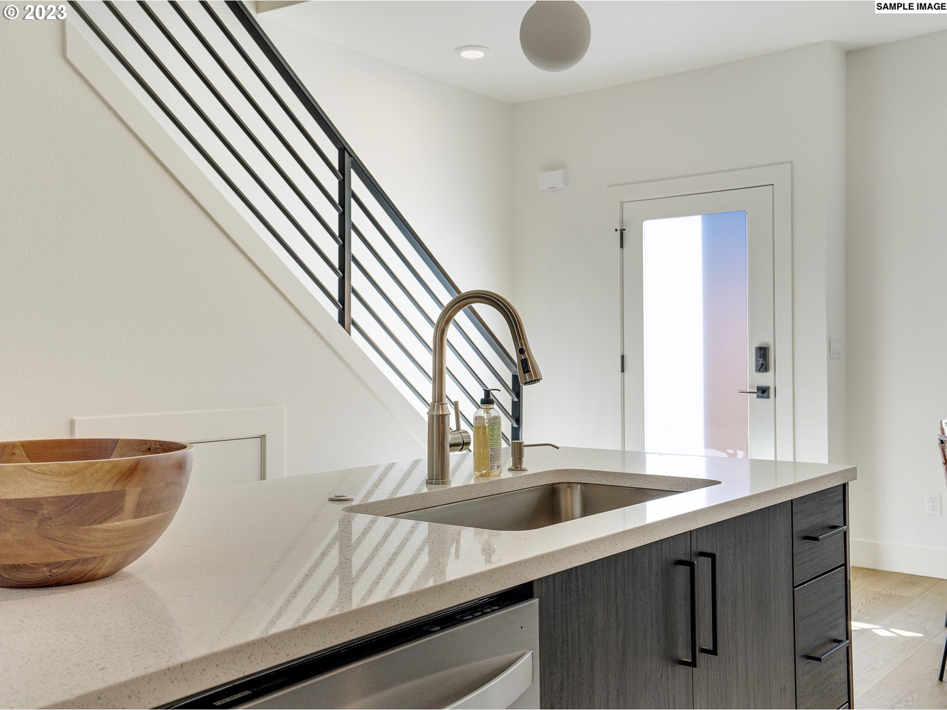 1211 N Winchell ST 3