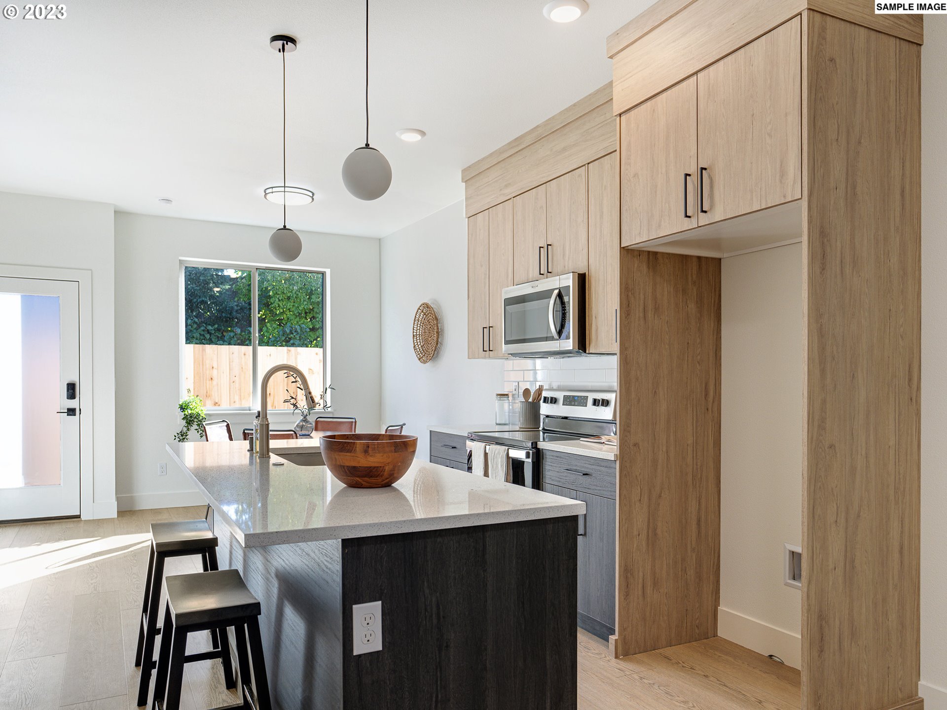 1211 N Winchell ST 3