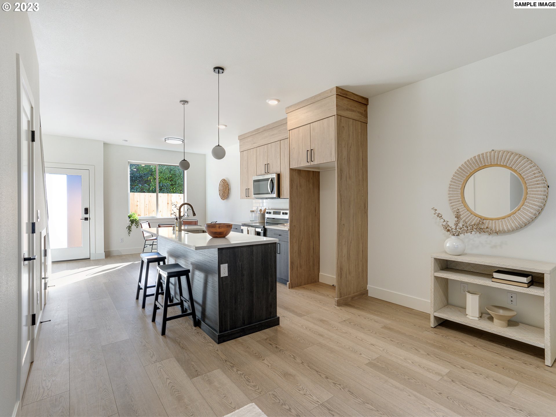 1211 N Winchell ST 3