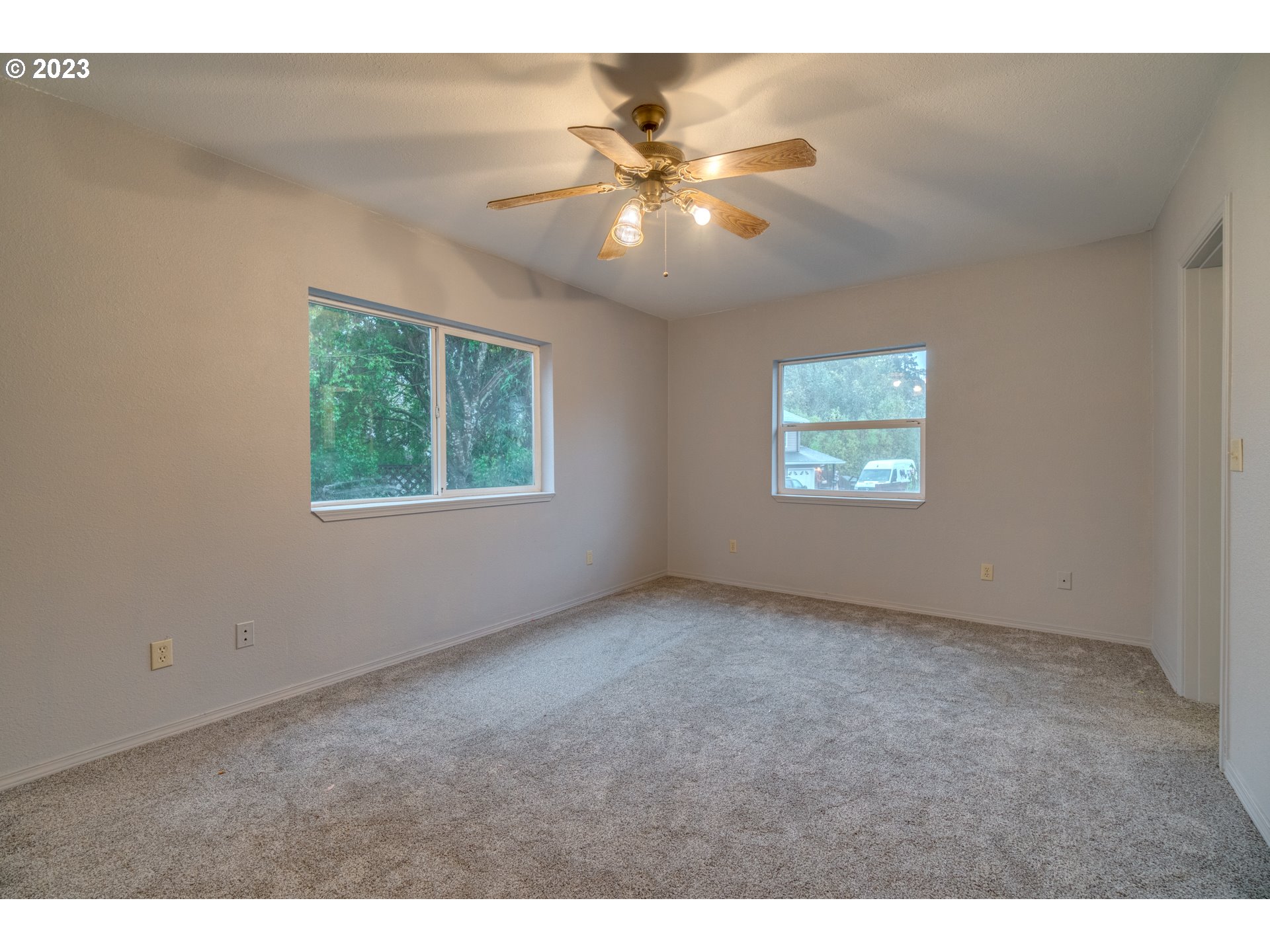 2825 COLUMBIA BLVD, St. Helens