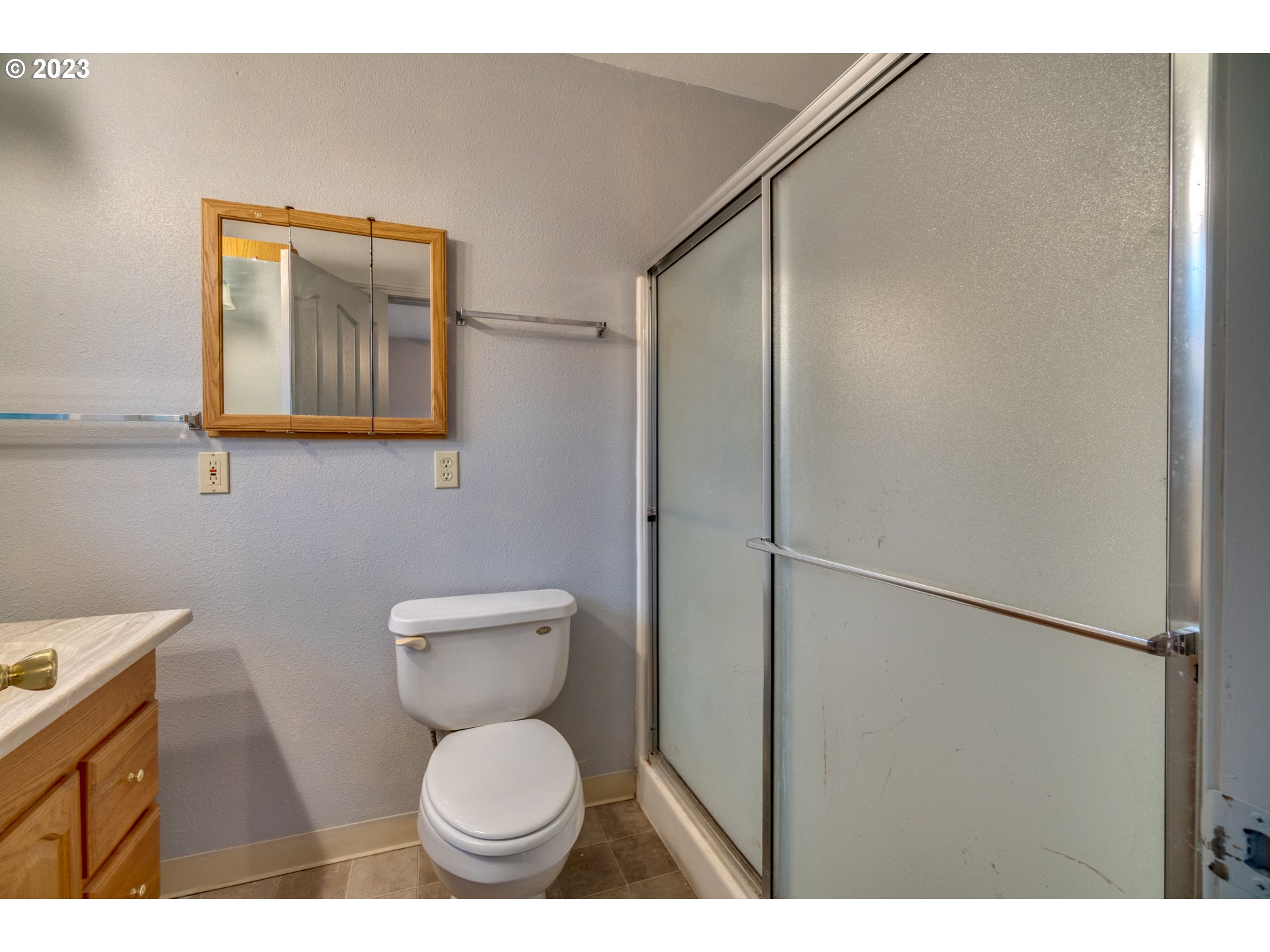 2825 COLUMBIA BLVD, St. Helens