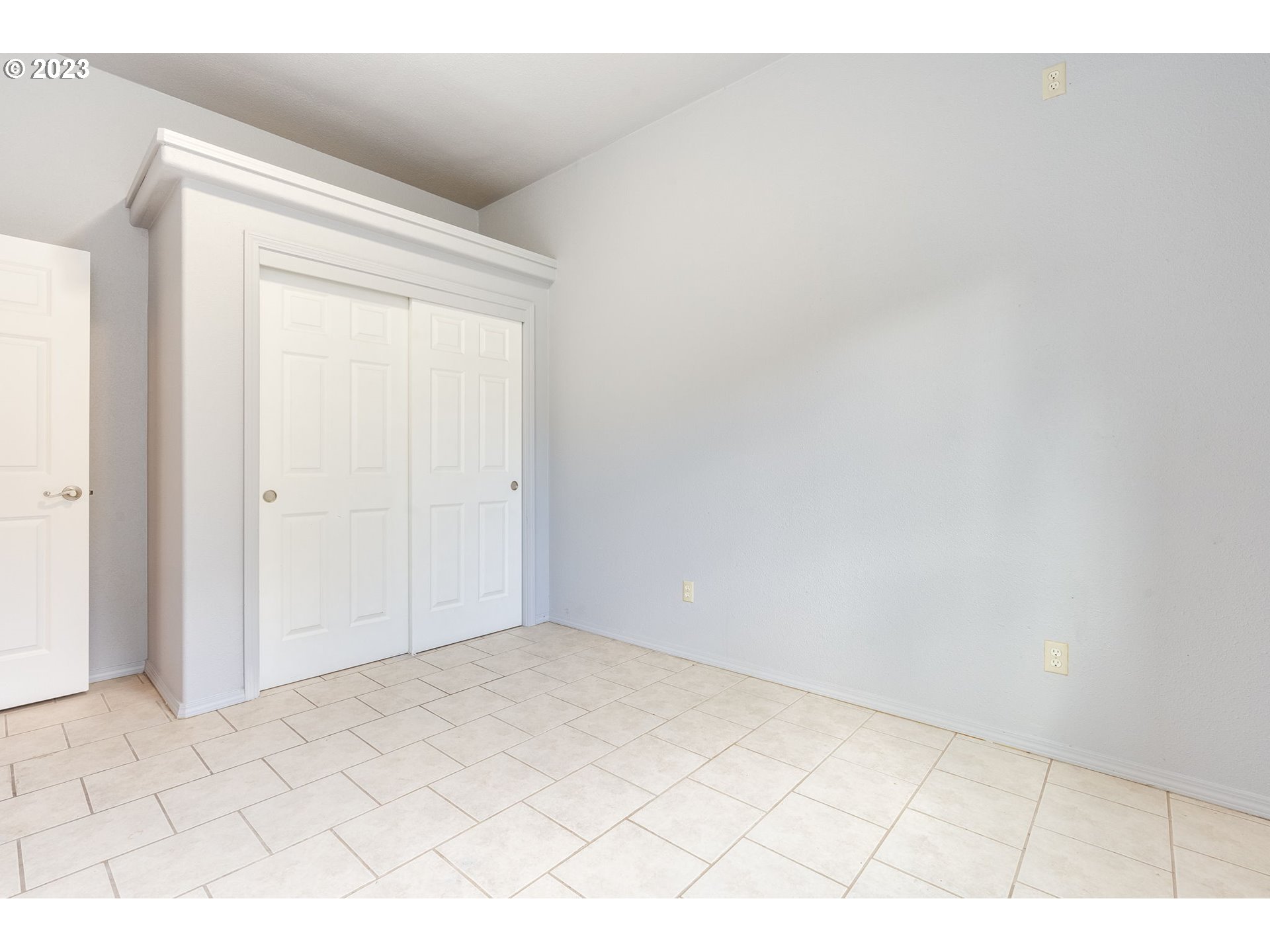 2825 COLUMBIA BLVD, St. Helens