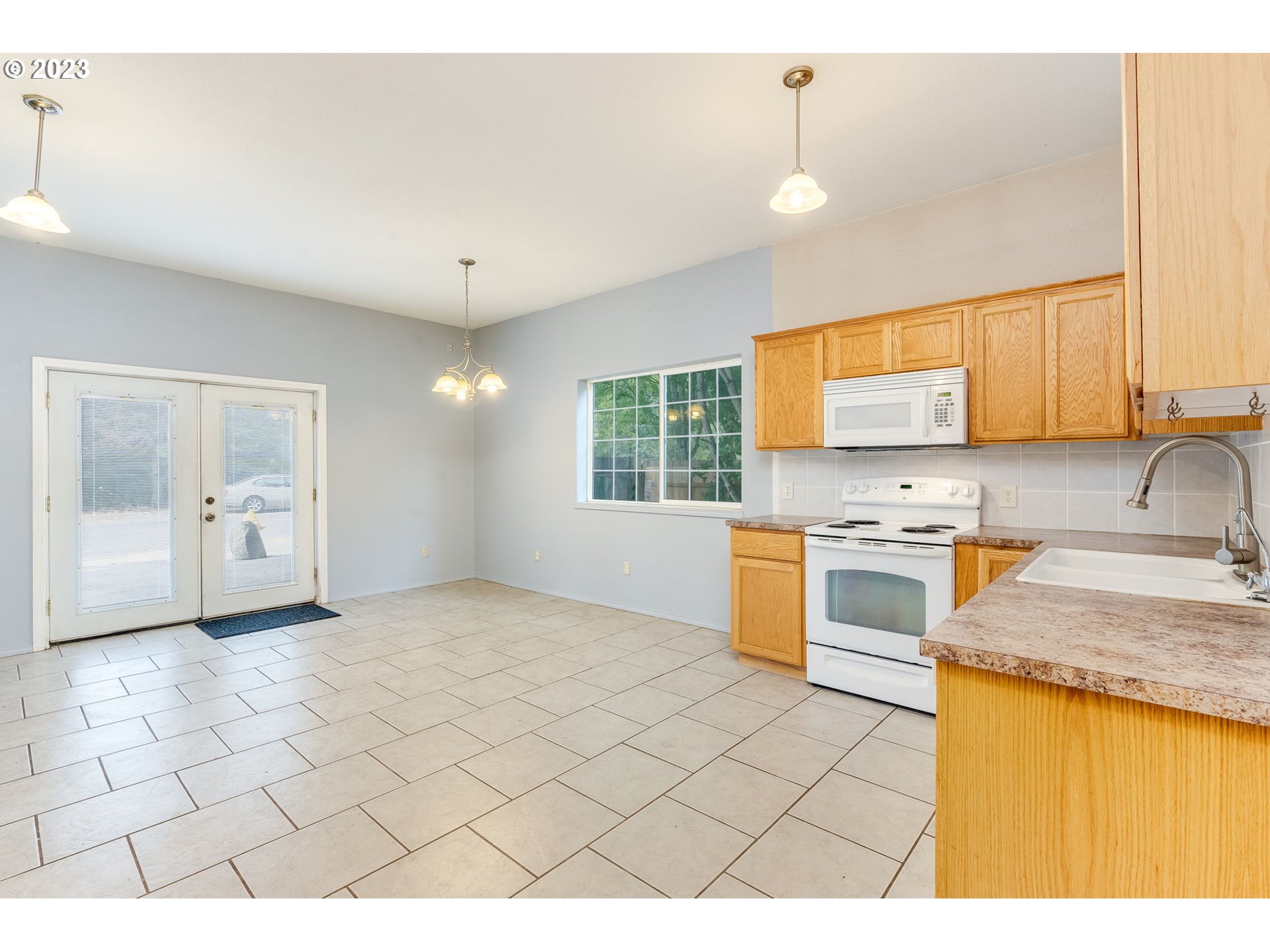 2825 COLUMBIA BLVD, St. Helens