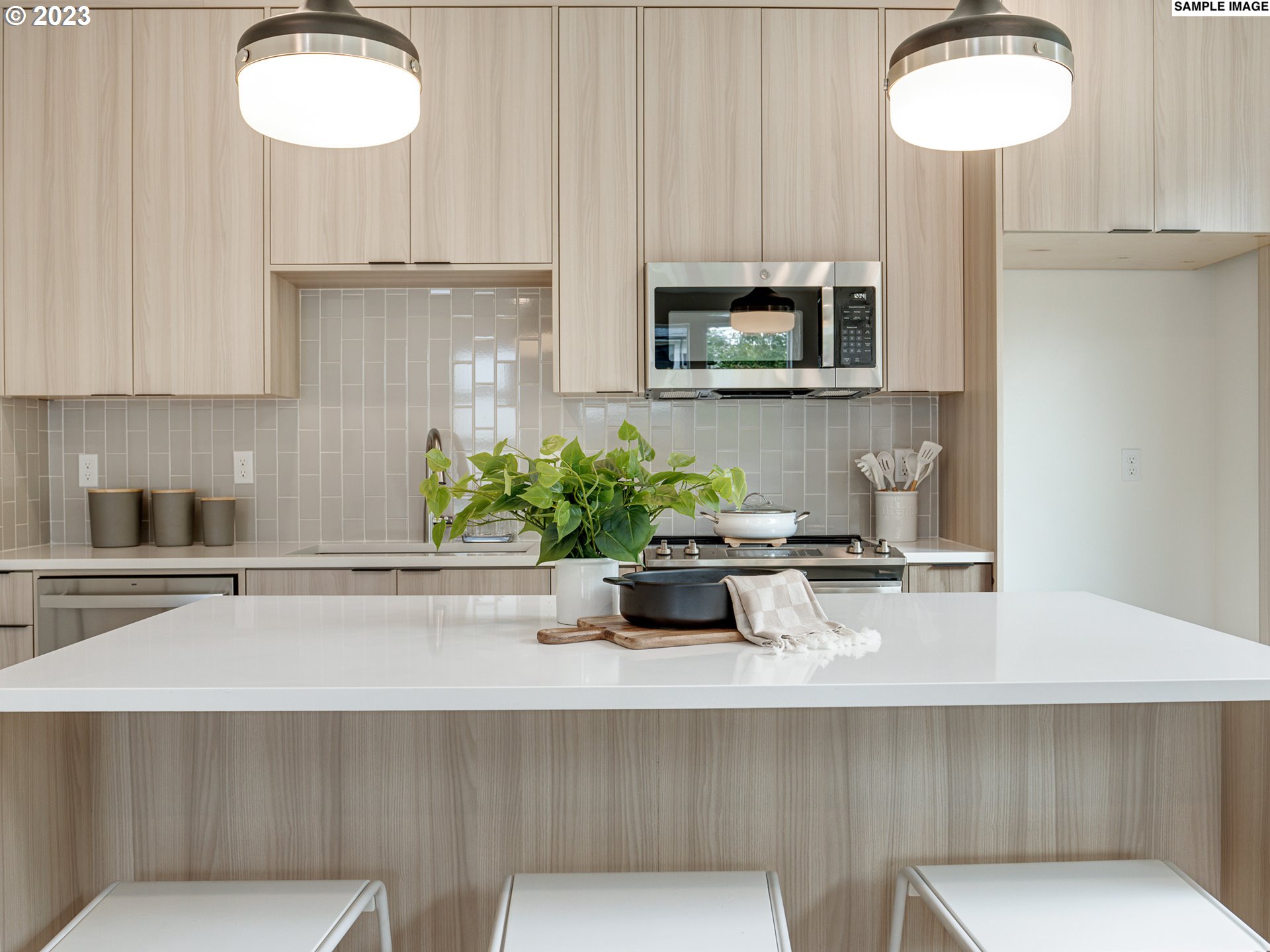 4136 NE Rodney AVE 4