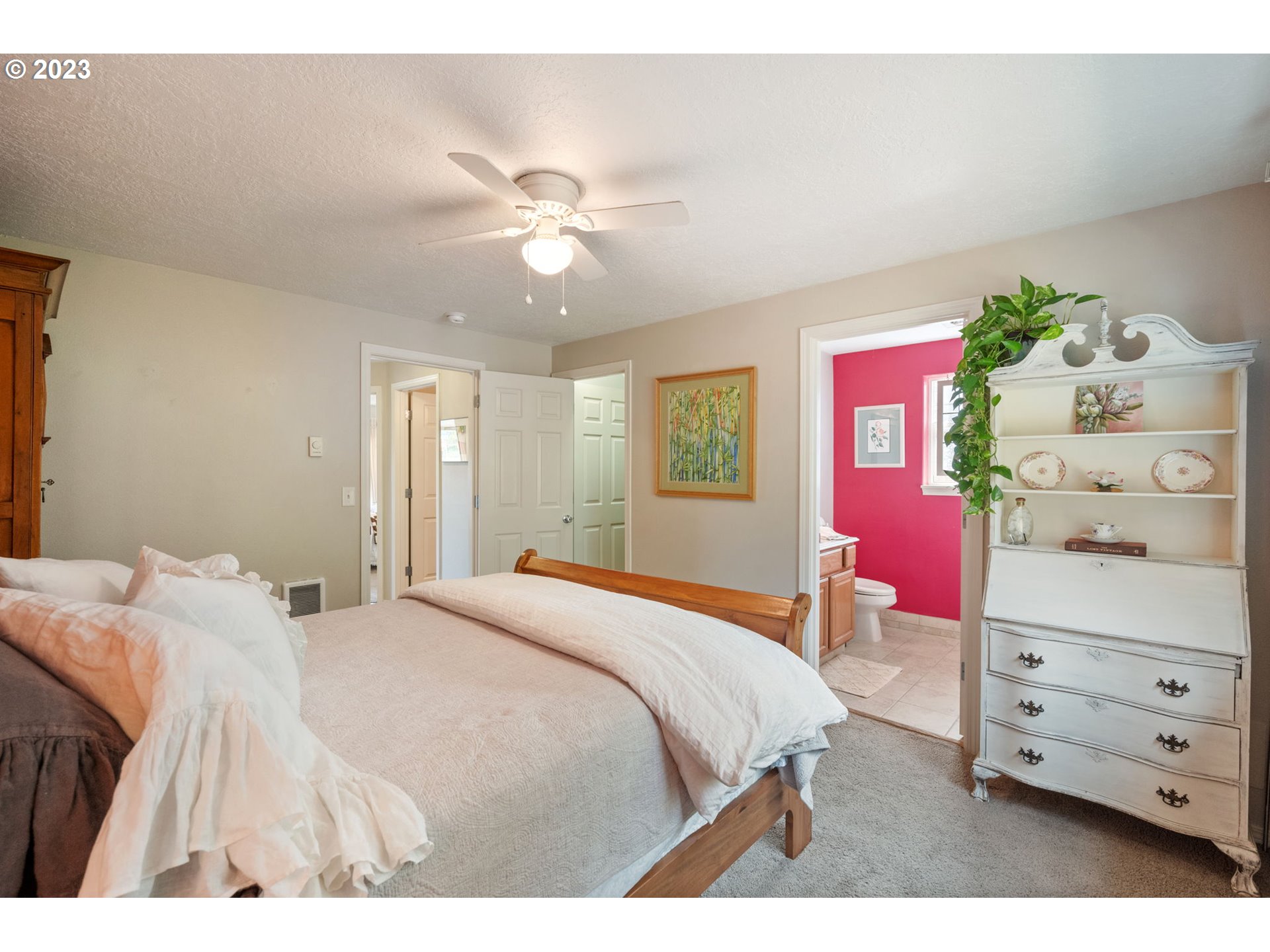 1611 SW Emily DR, McMinnville