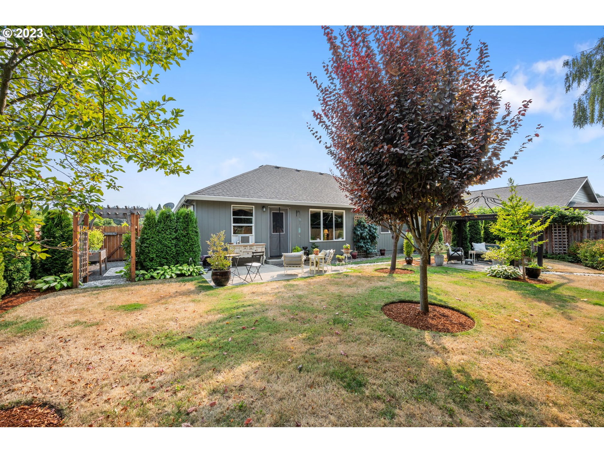1611 SW Emily DR, McMinnville