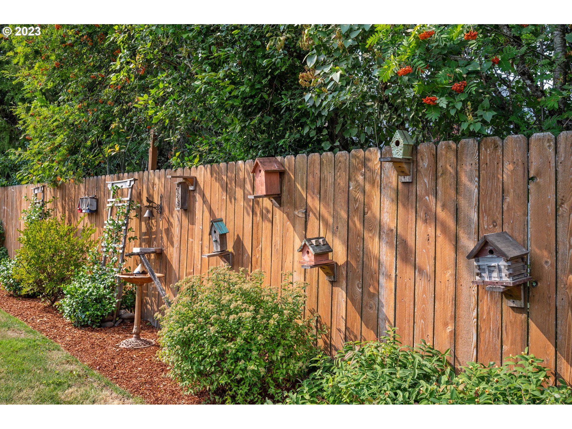 1611 SW Emily DR, McMinnville