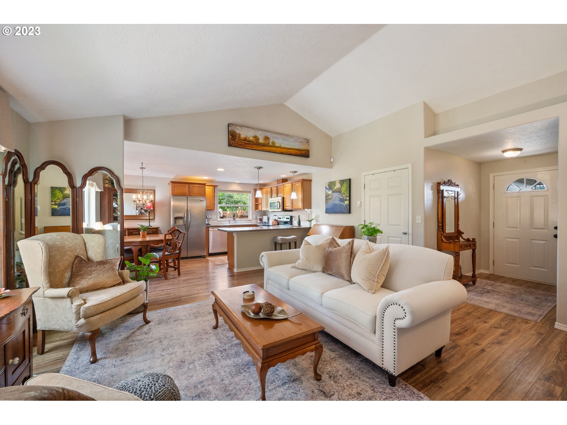 1611 SW Emily DR, McMinnville