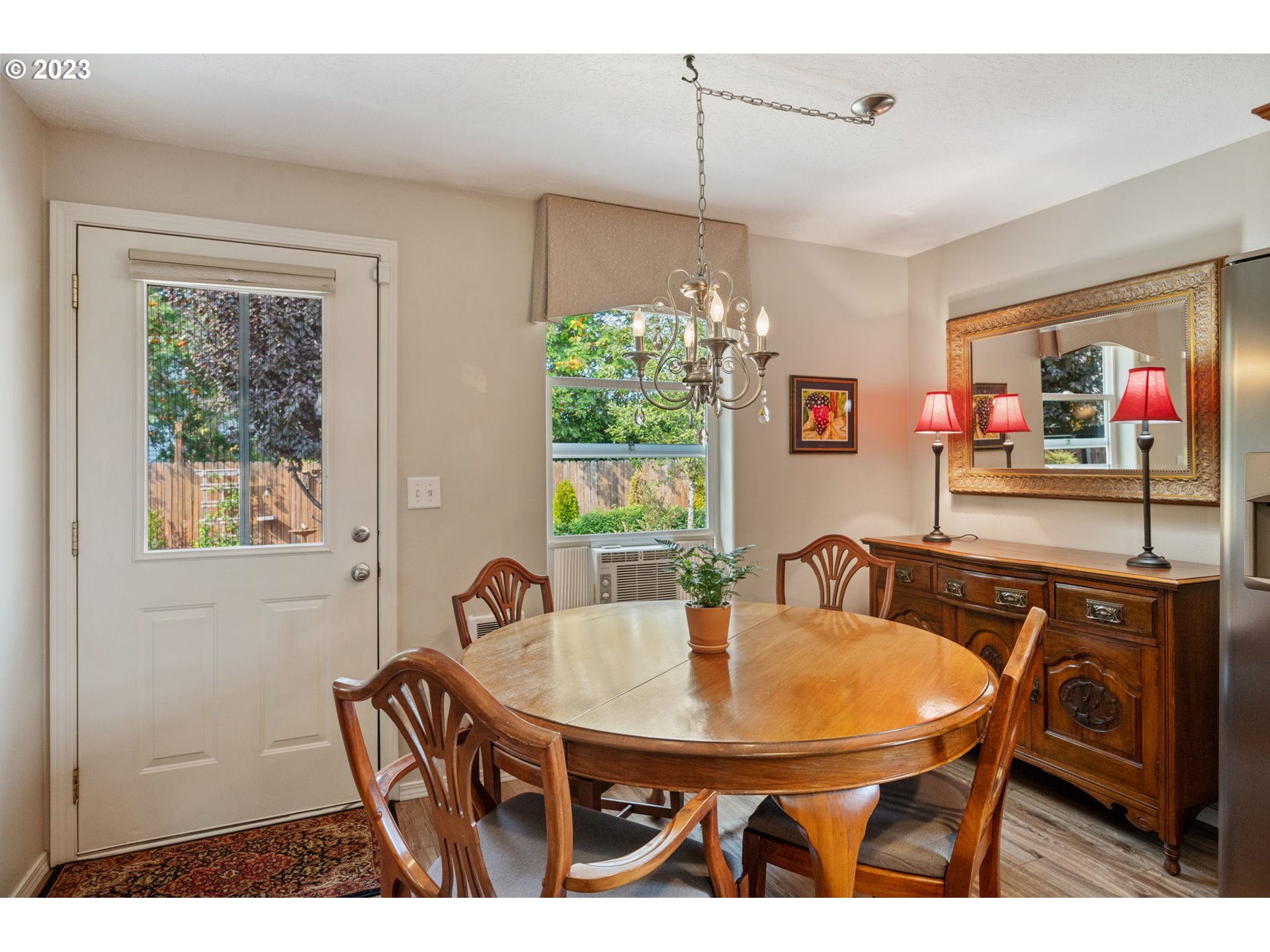 1611 SW Emily DR, McMinnville