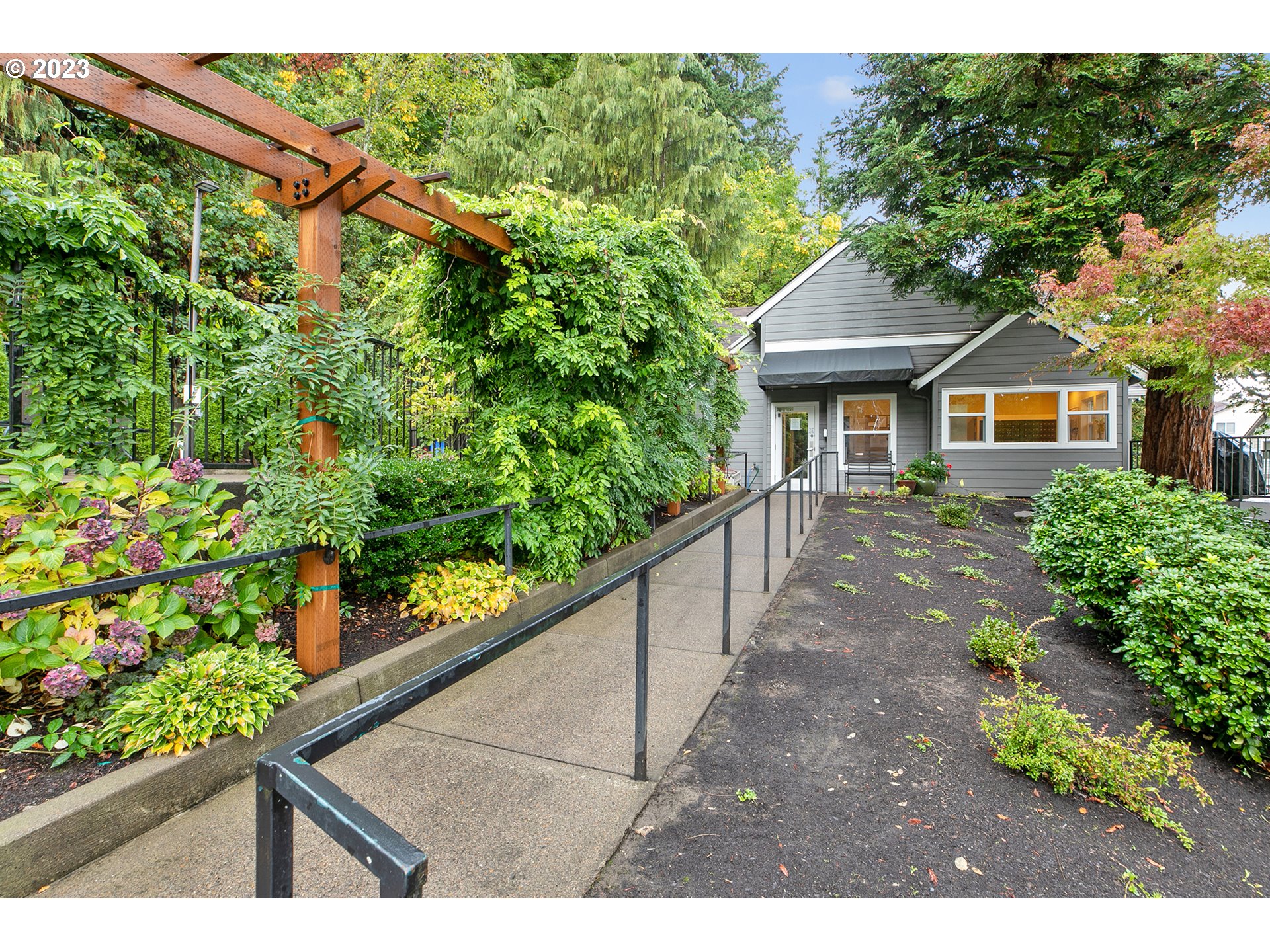 20070 LARKSPUR LN 63