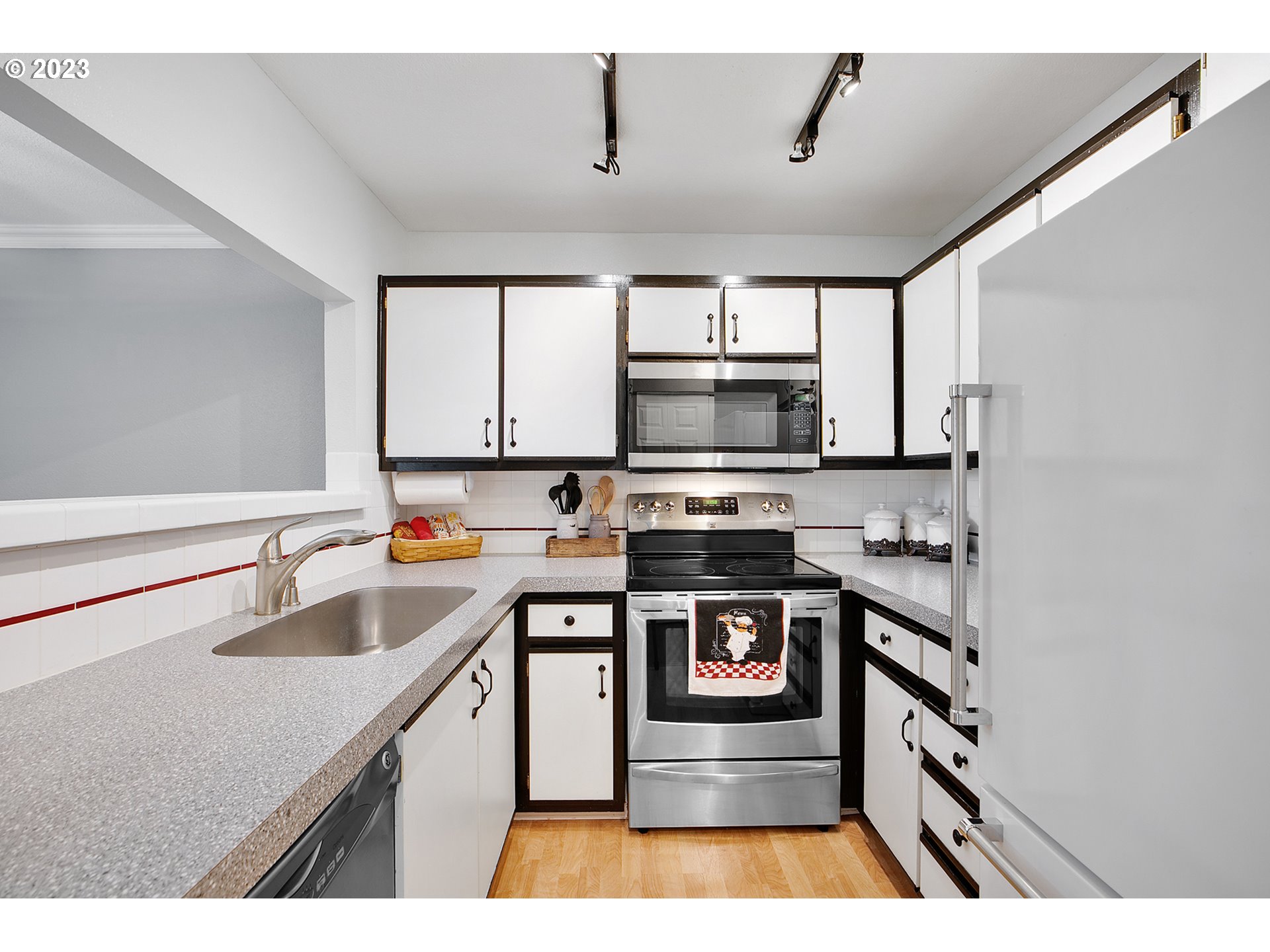 20070 LARKSPUR LN 63